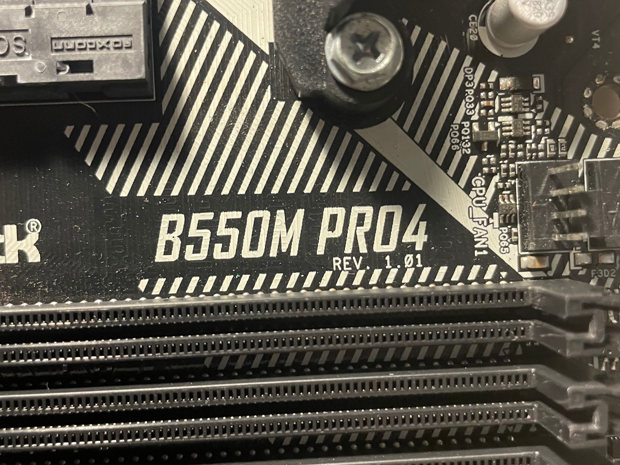 B550M ASRock Pro 4
