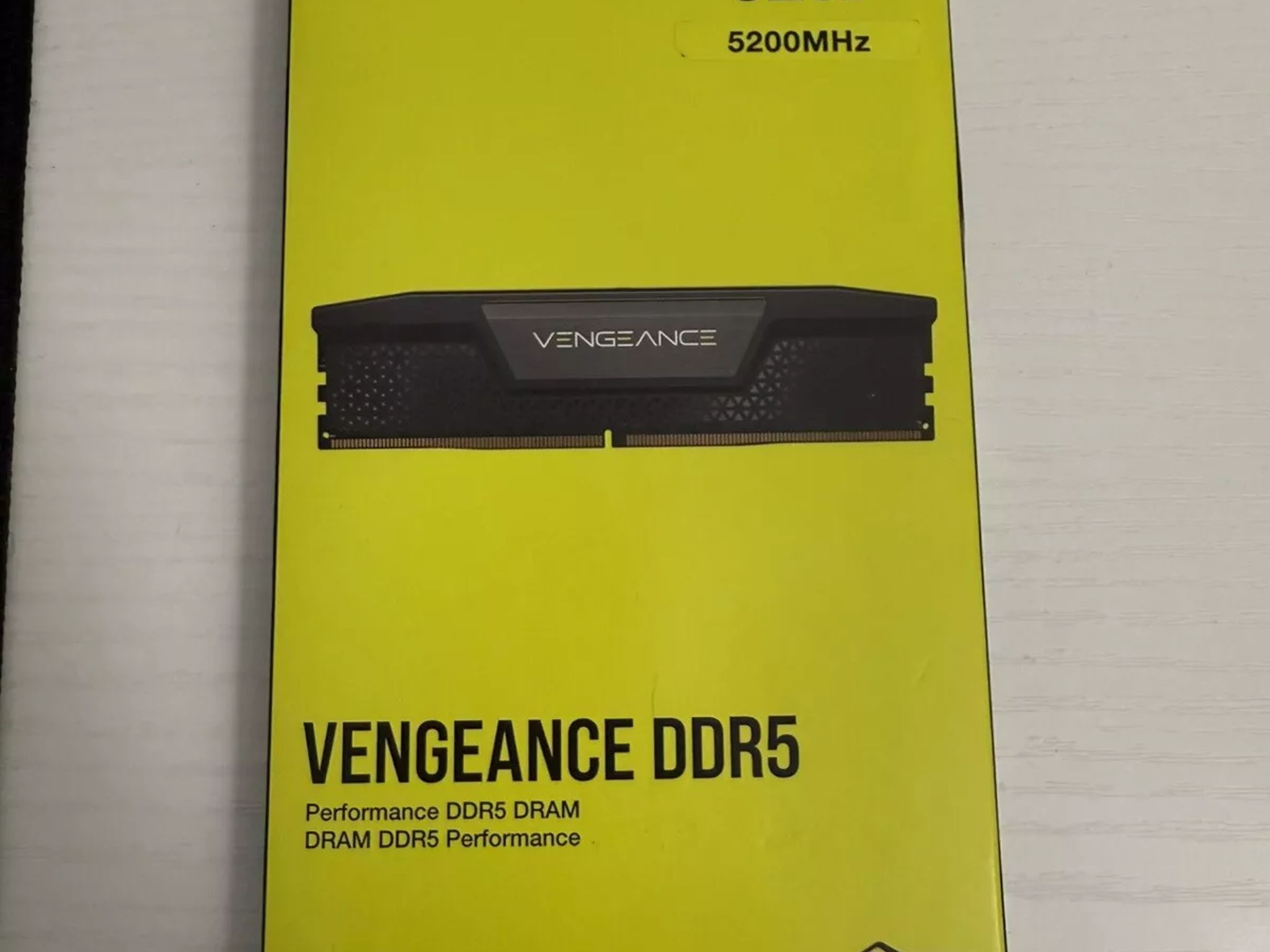 Corsair VENGEANCE 32GB (2x16GB) DDR5-5200 CL40 40-40-40-77 Intel XMP / AMD Expo