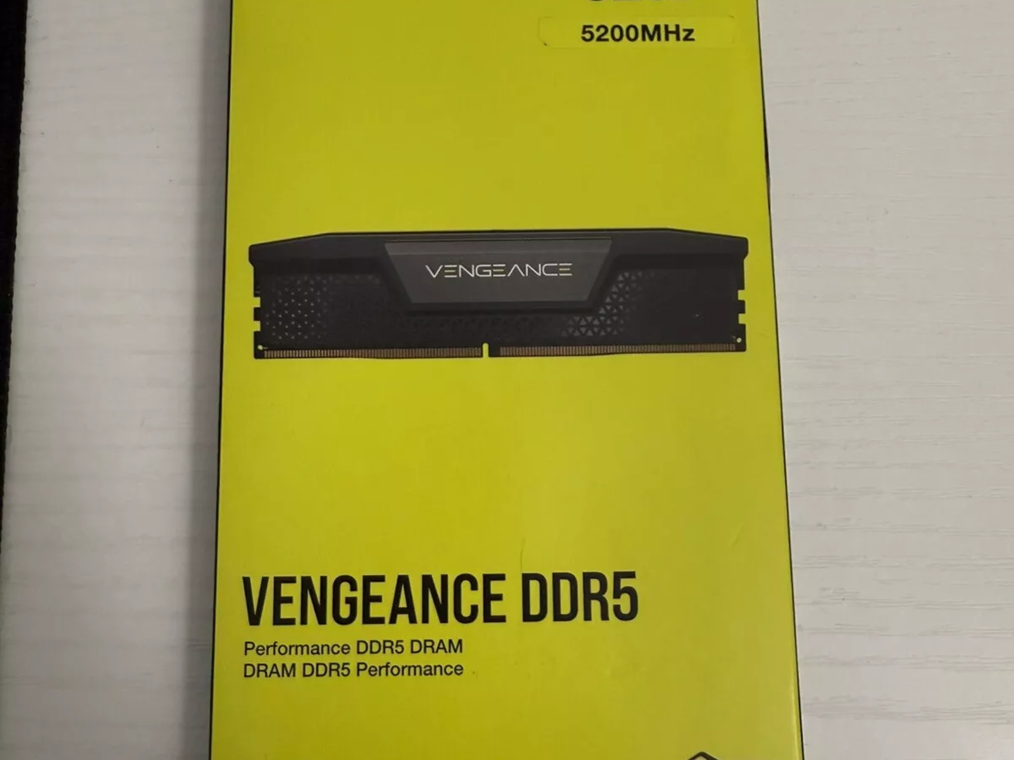 Corsair VENGEANCE 32GB (2x16GB) DDR5-5200 CL40 40-40-40-77 Intel XMP / AMD Expo