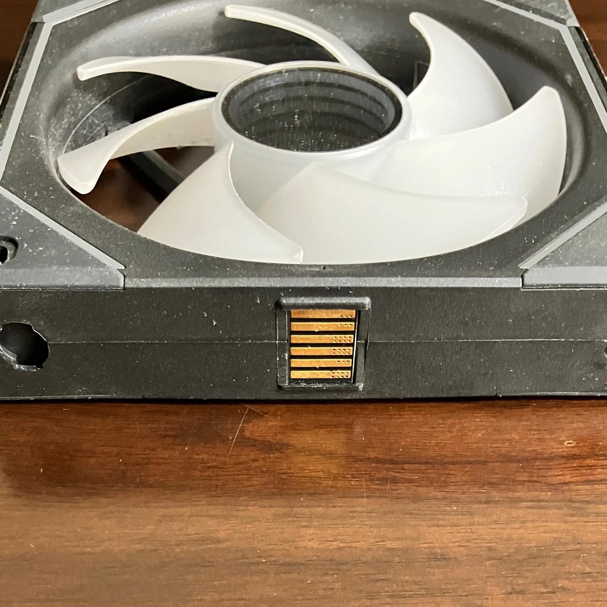 Lian Li UNI Fan SL-Infinity 120MM x13