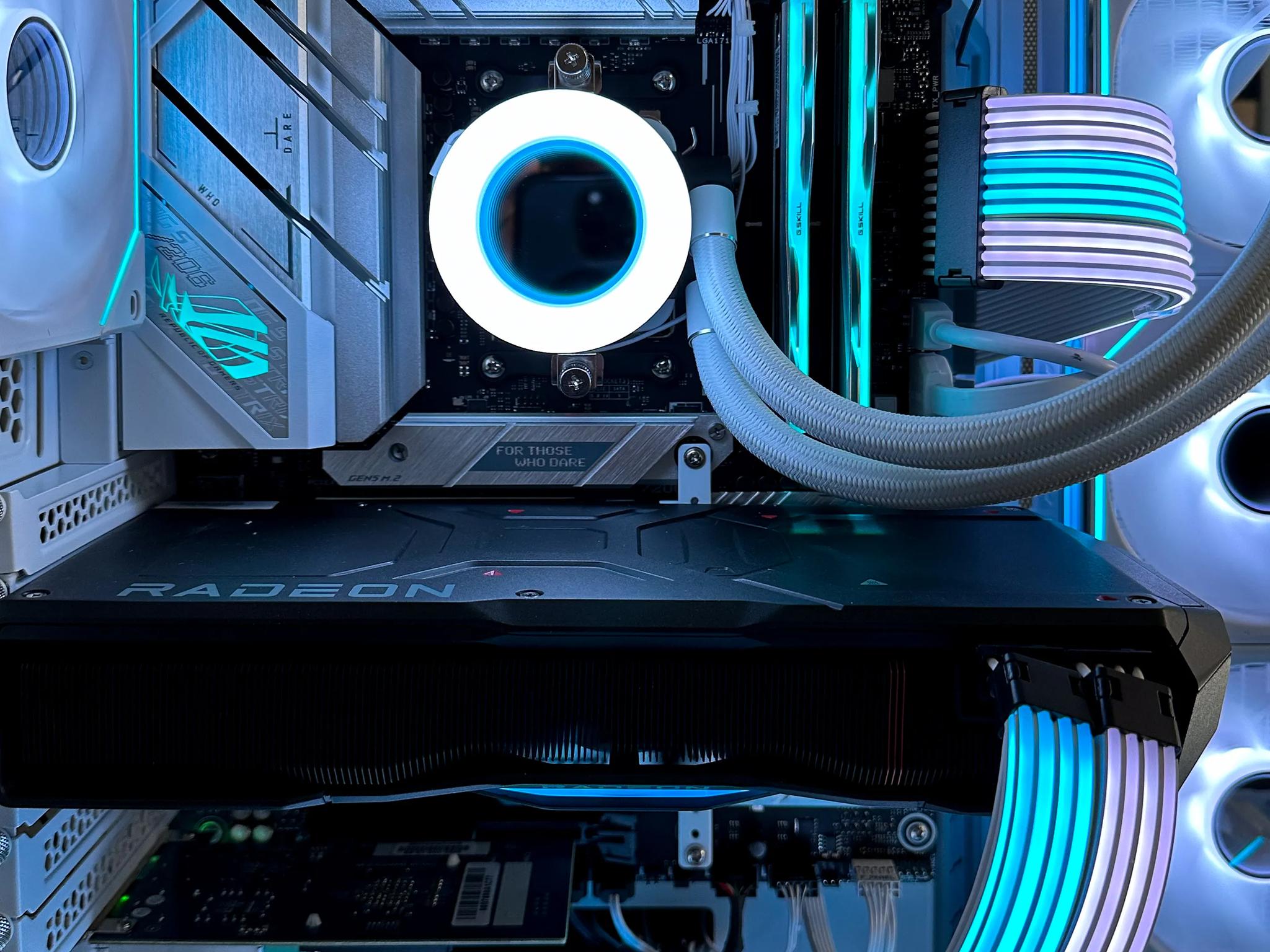 Ryzen 7 7700X|Radeon 7900 XTX 24 Gb in O11 Vision