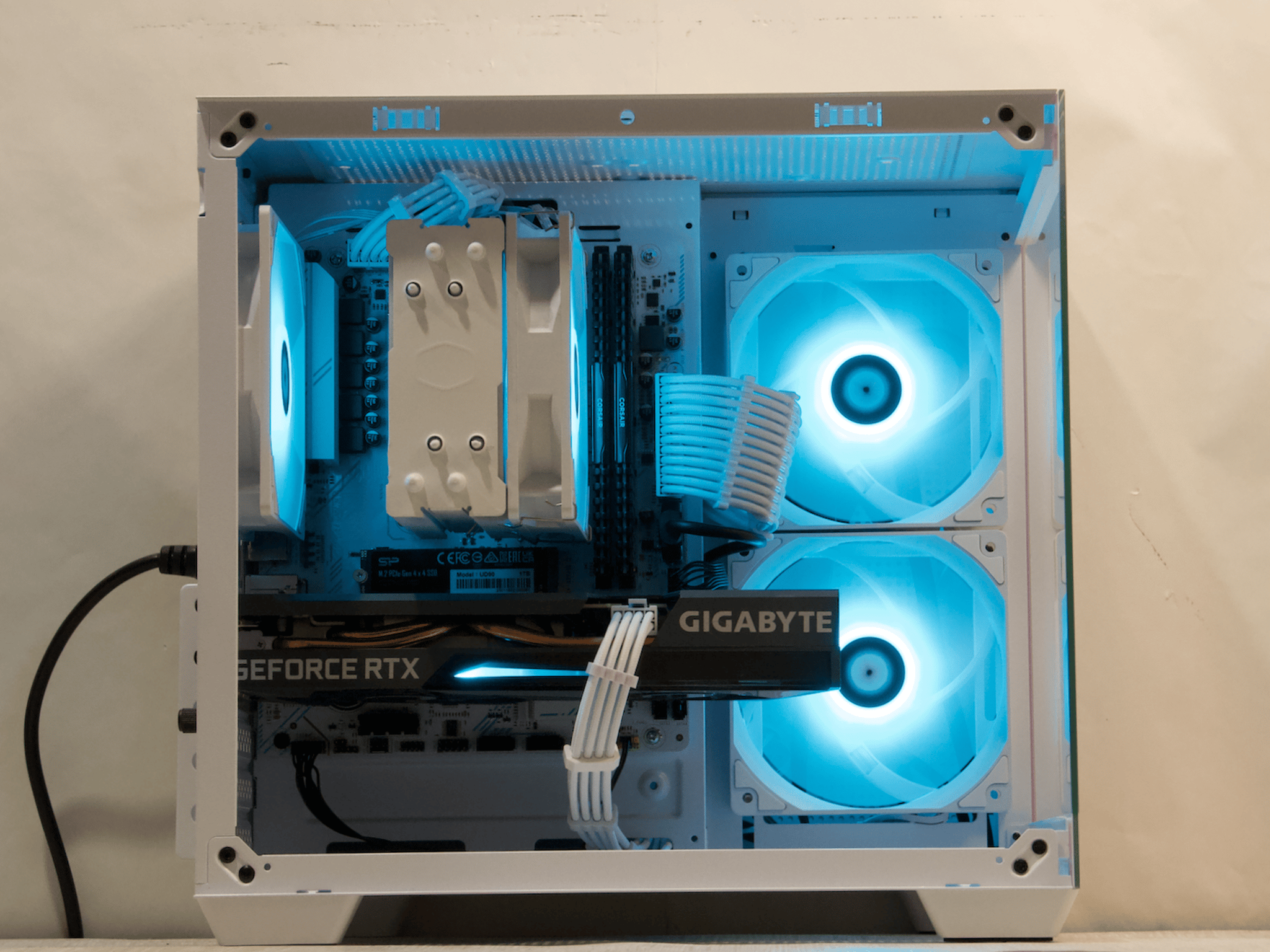 RTX 3060 Ti, Ryzen 5 5500, 16GB DDR4, 1TB NVMe SSD, WiFi - Custom Gaming PC