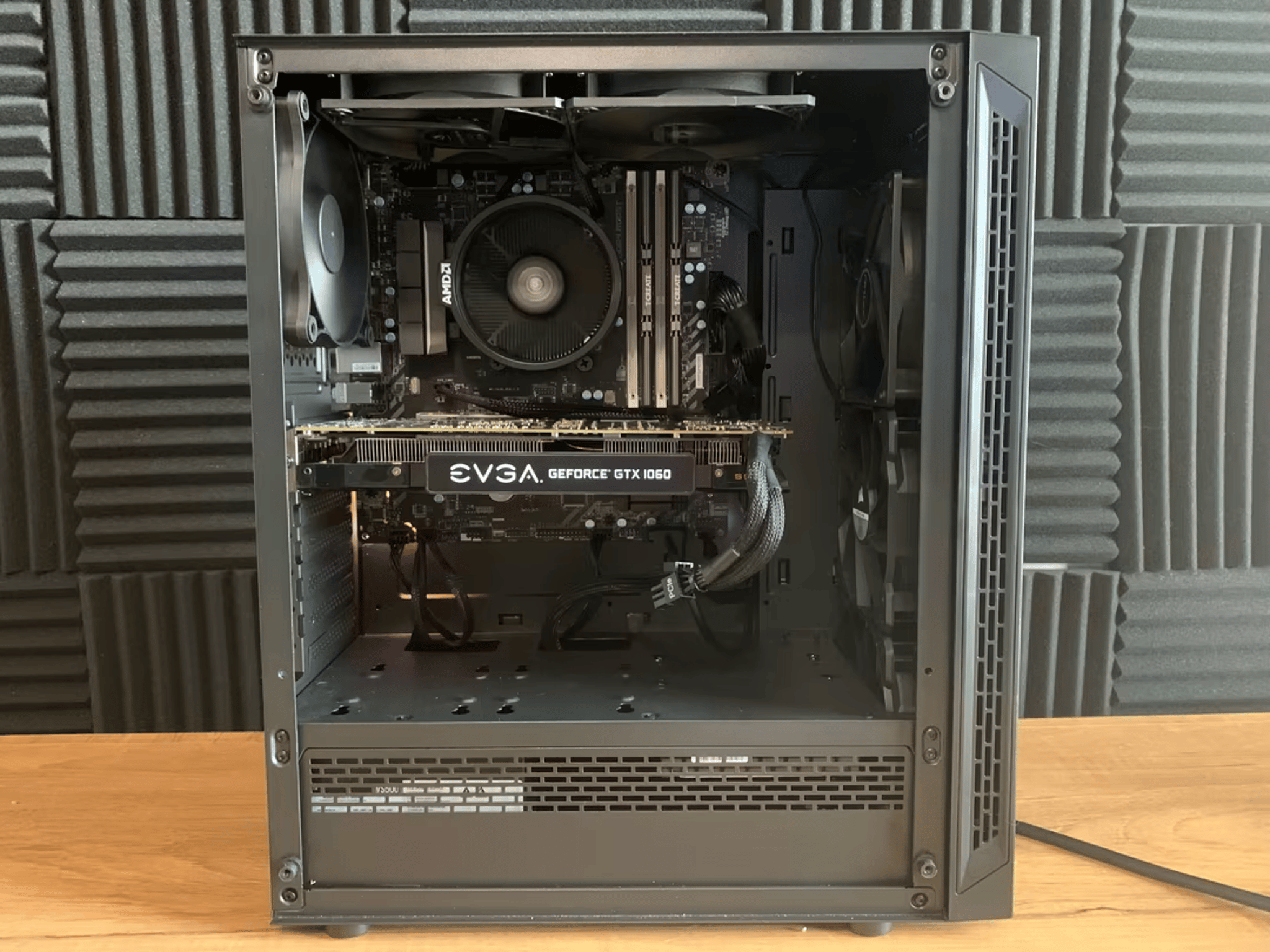 GTX 1060 6gb, Ryzen 5 1600, 16gb 3600mhz RAM - Custom Gaming Computer