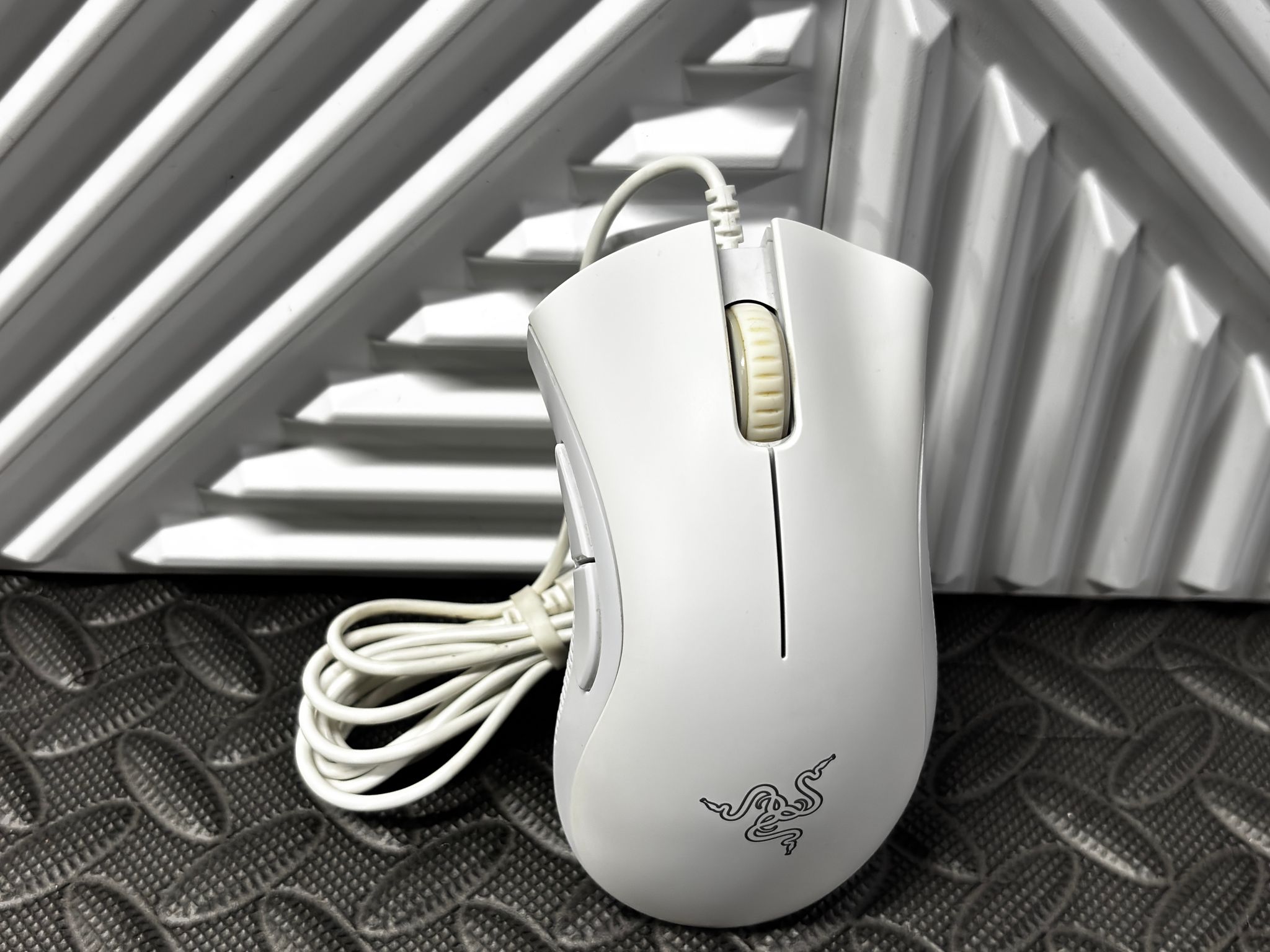 White Razer DeathAdder Essential Gaming Mouse | Wired | Tested Working