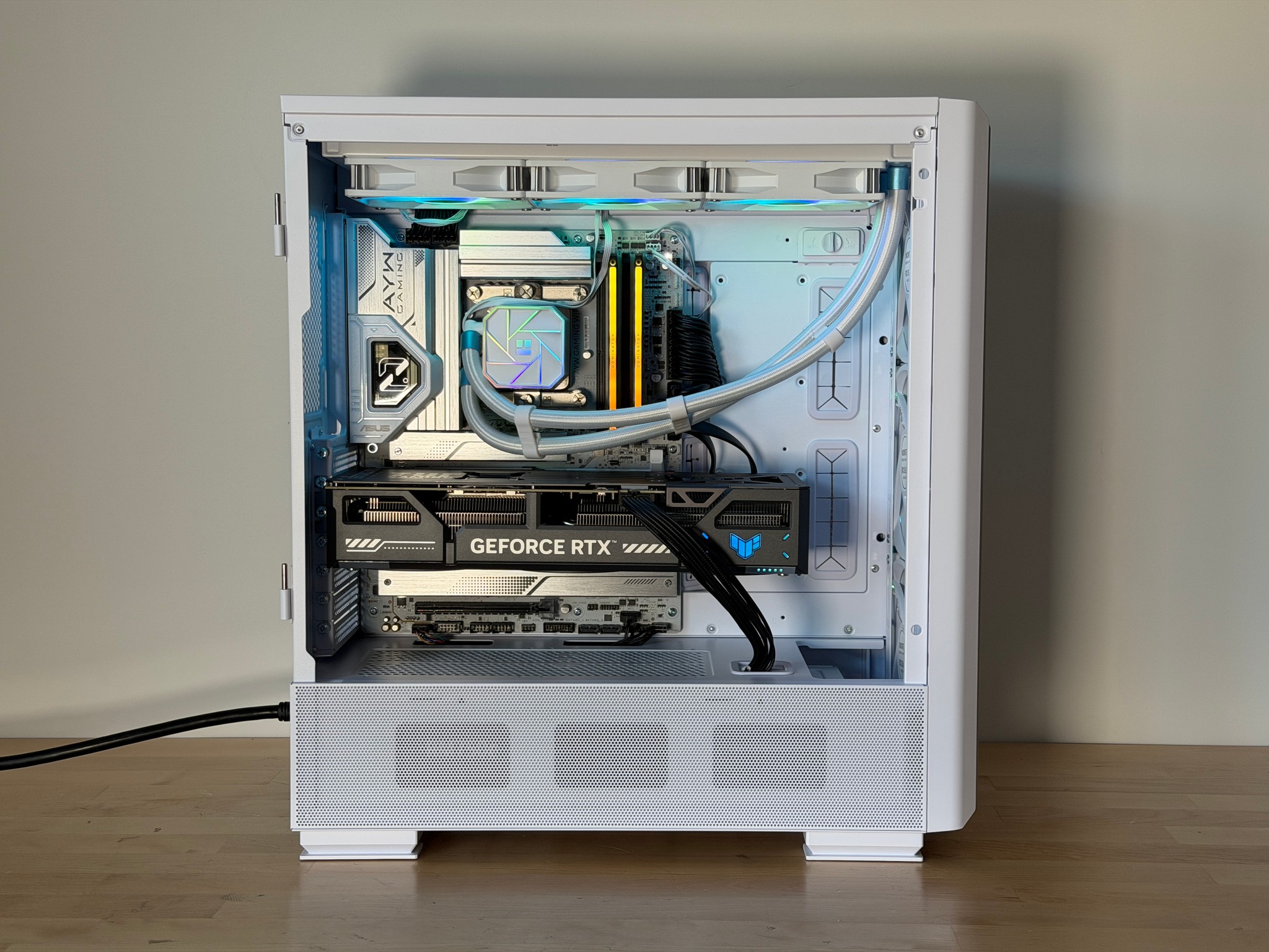 RTX 5070 Intel Core Ultra 265KF Gaming PC