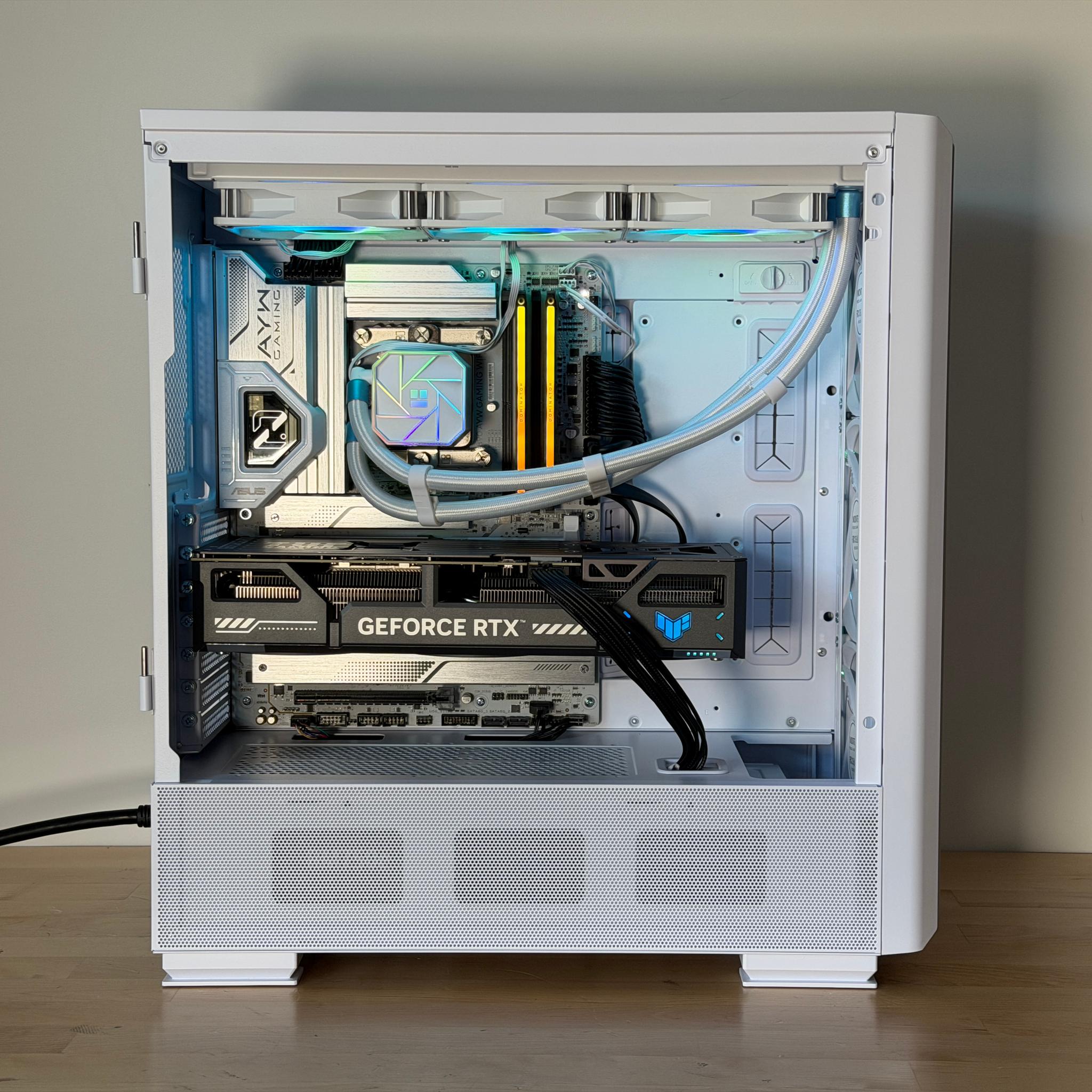 RTX 5070 Intel Core Ultra 265KF Gaming PC