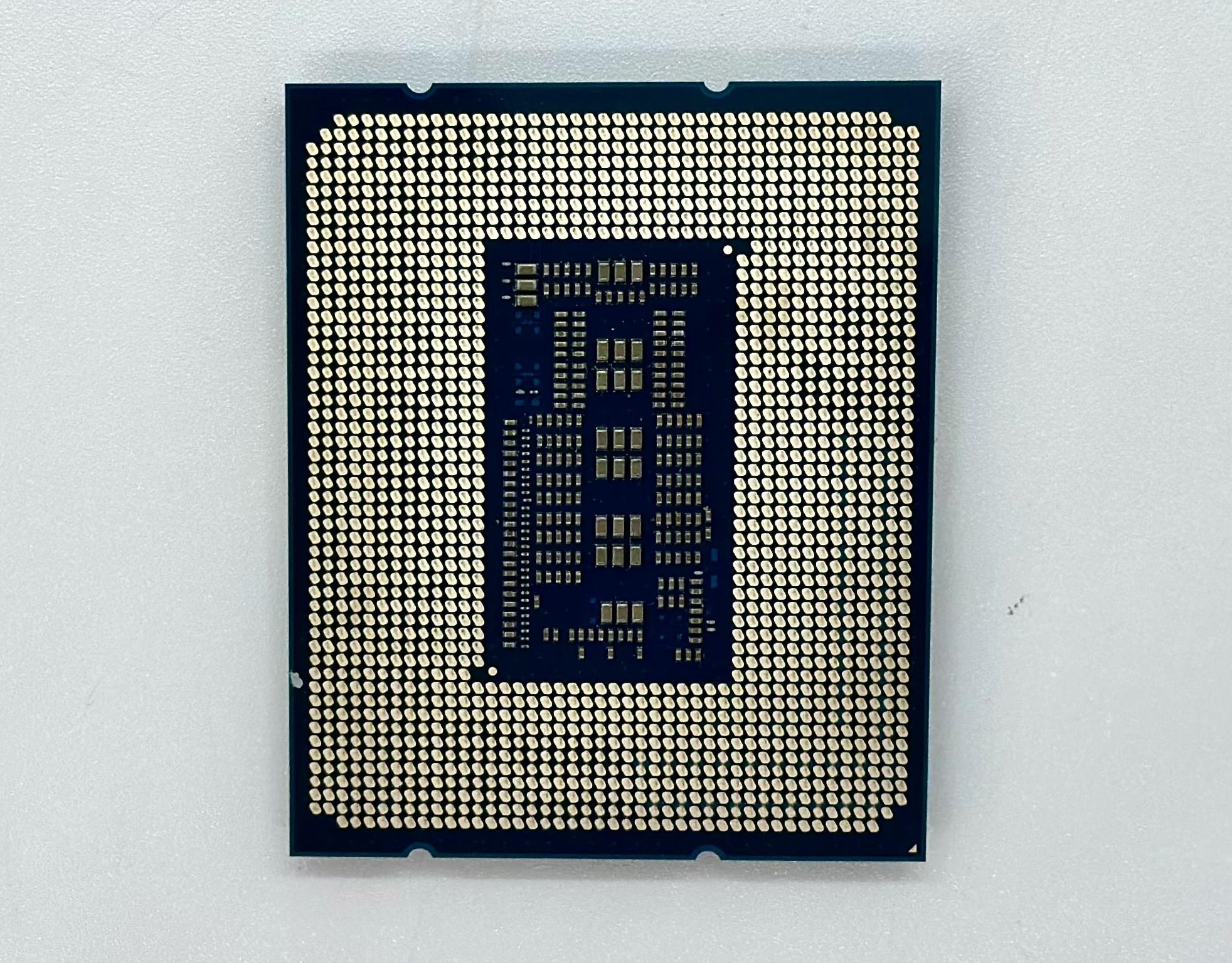 Intel® Core i9-14900K Gaming Desktop Processor 24 (8 P-cores + 16 E-cores) with Integrated Graphics