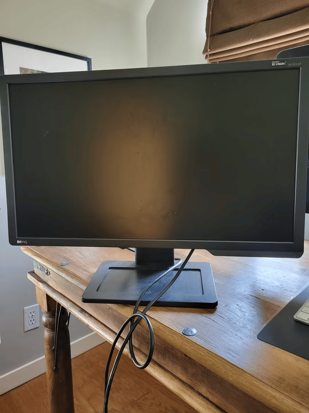 BenQ Zowie XL2411P **Used with light damage**  (1080p, 144hz, 24 inches, TN panel)