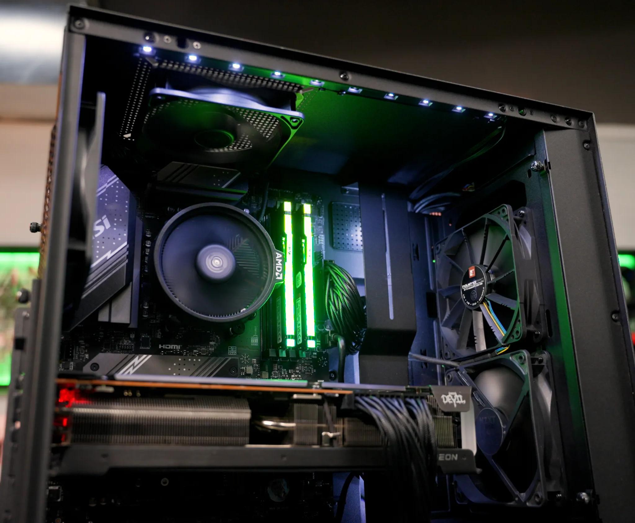 Nerd on a Budget | LTT PC Challenge Build – Ryzen 5 7600 + RX 6950 XT