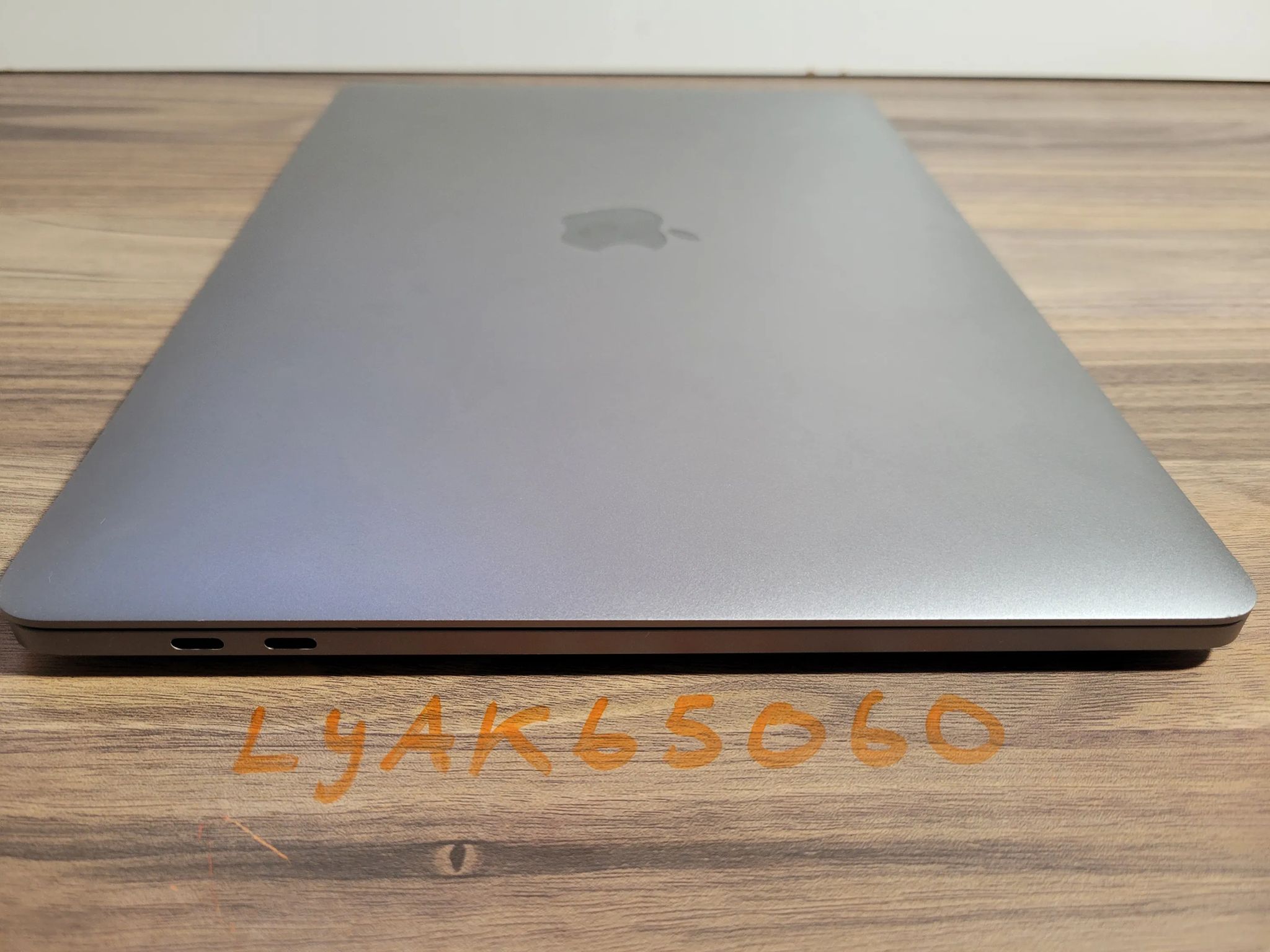 Apple Macbook Pro Laptop 2020 13-inch - 512GB - M1 Cpu - 8Gb ram