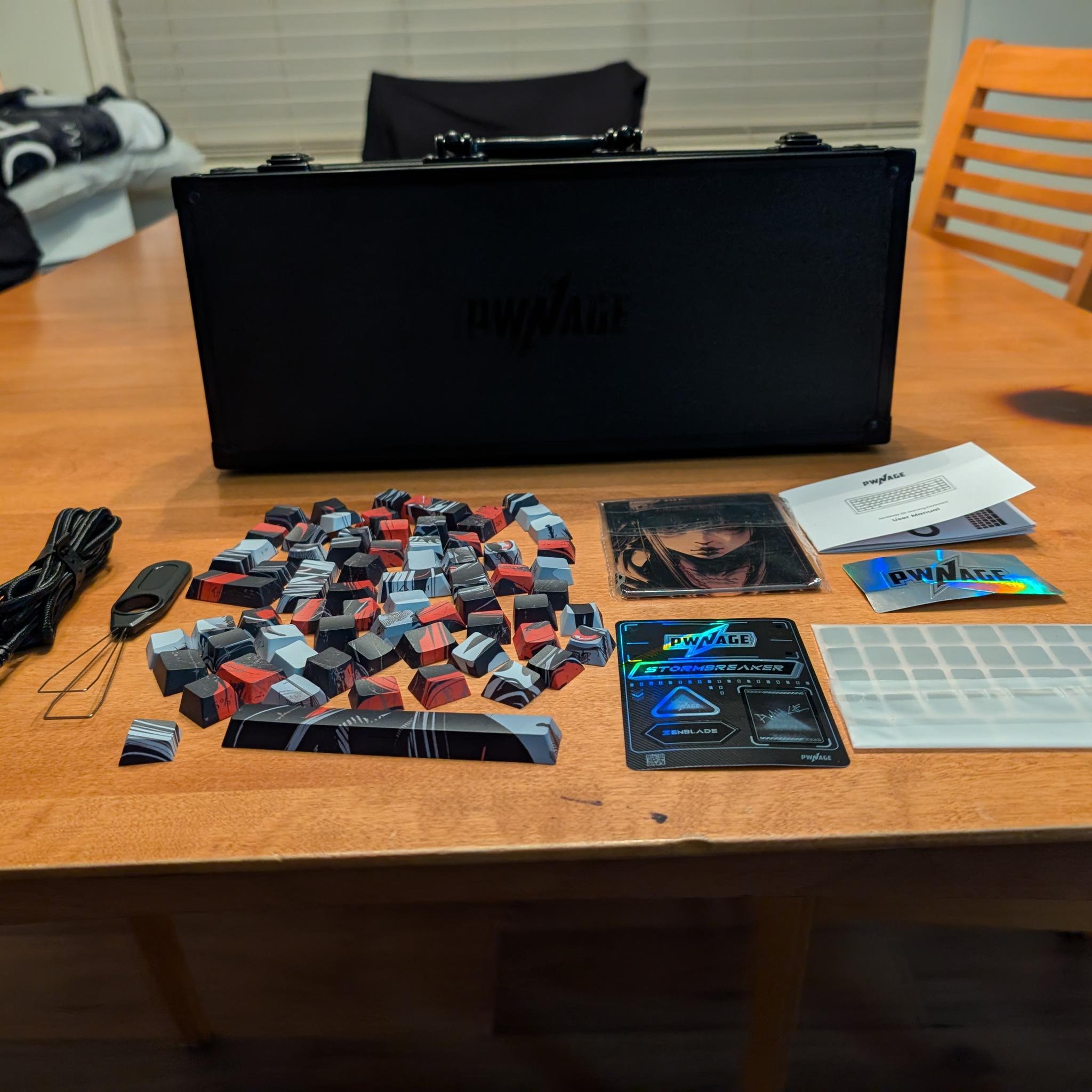 MINT condition PWNAGE ZenBlade 65 V2 Hall Effect keyboard
