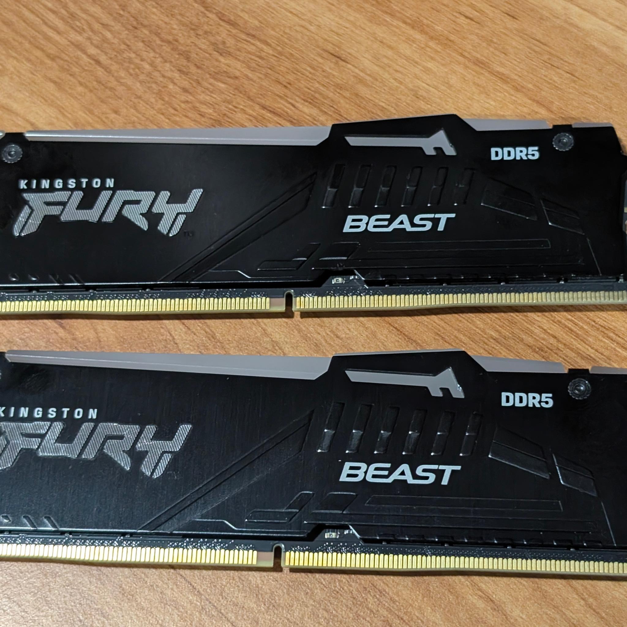 KINGSTON FURY BEAST RGB 64GB DDR5 (32x2) 5200MHz CL40