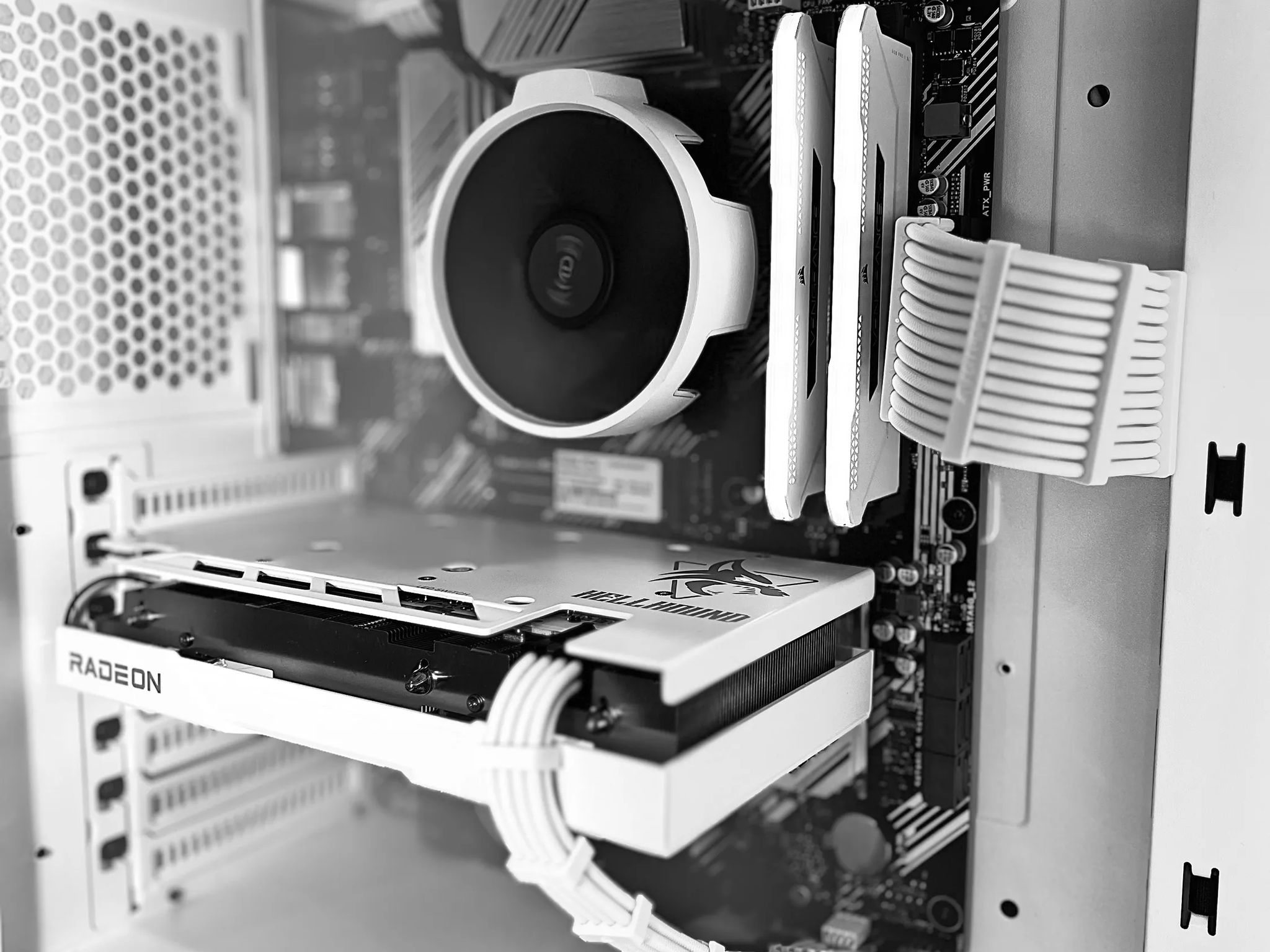 Ryzen 5 5600 | AMD Radeon RX 6650XT | White Theme Gaming PC