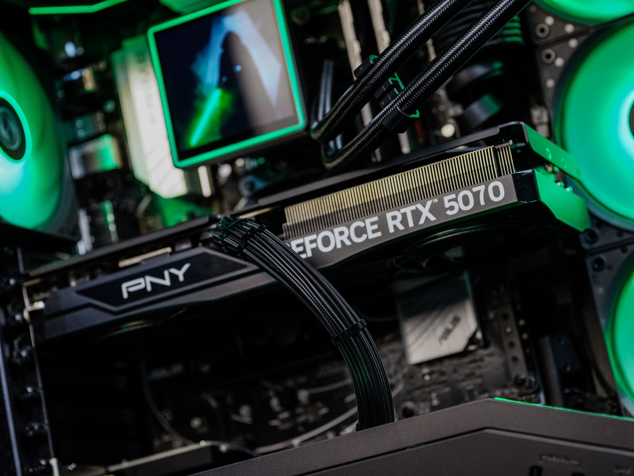 Jedi | RTX 5070 + Ryzen 9 7900X | 32GB DDR5 | 1TB Gen 4 NVMe | Lian Li V100R Custom Gaming PC