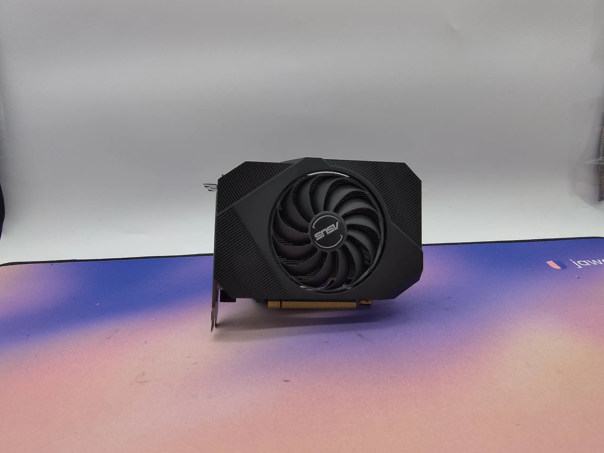Asus Phoenix RTX 3050