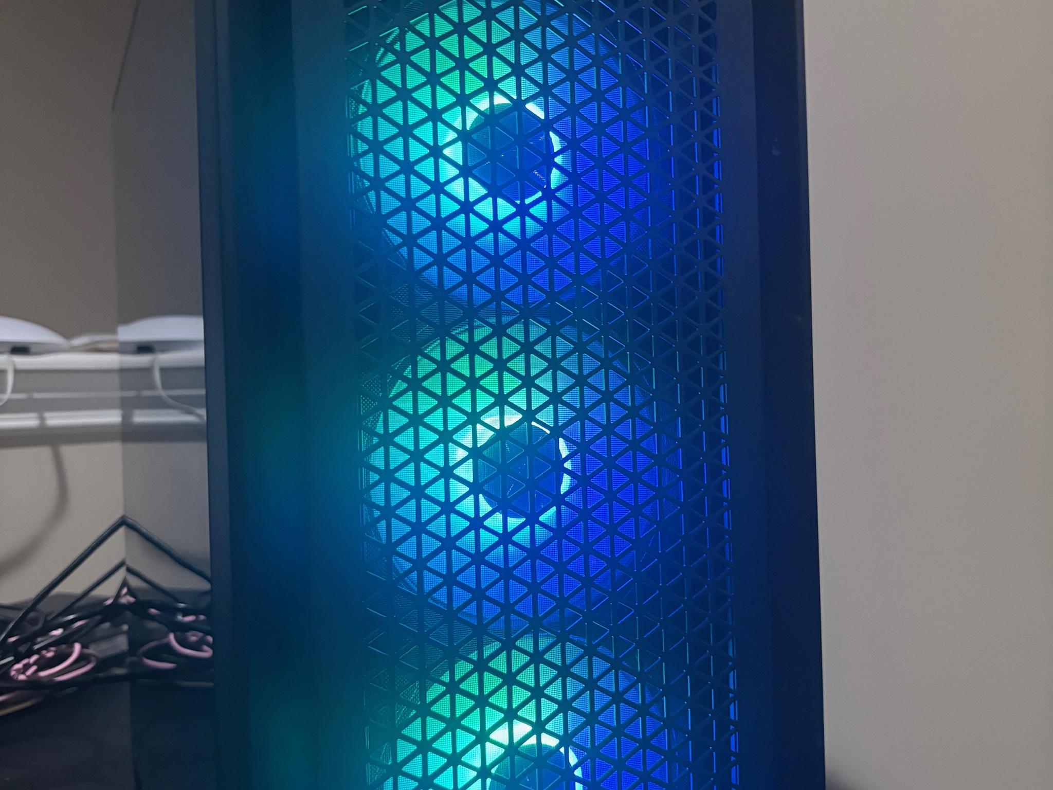 Gaming PC Ryzen 7 3700X | 1080 TI | 16GB Ram | 512GB SSD