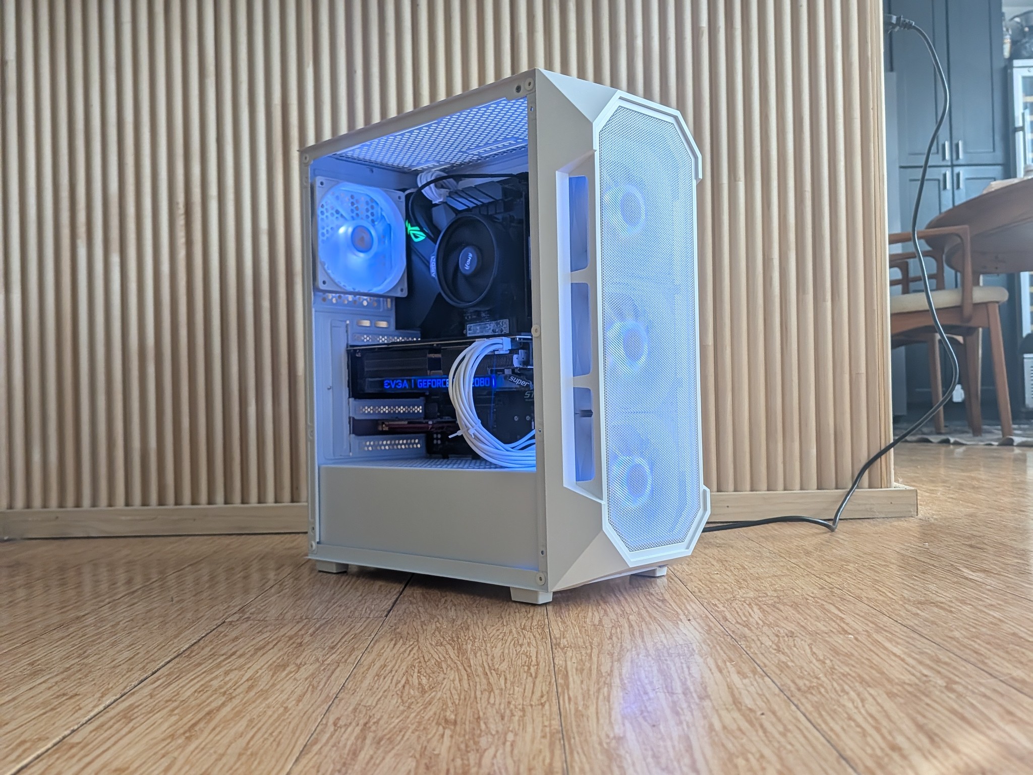 Custom Gaming PC | RTX 2080 Super | R7 3700X | 1TB NVME | 16GB DDR4 |