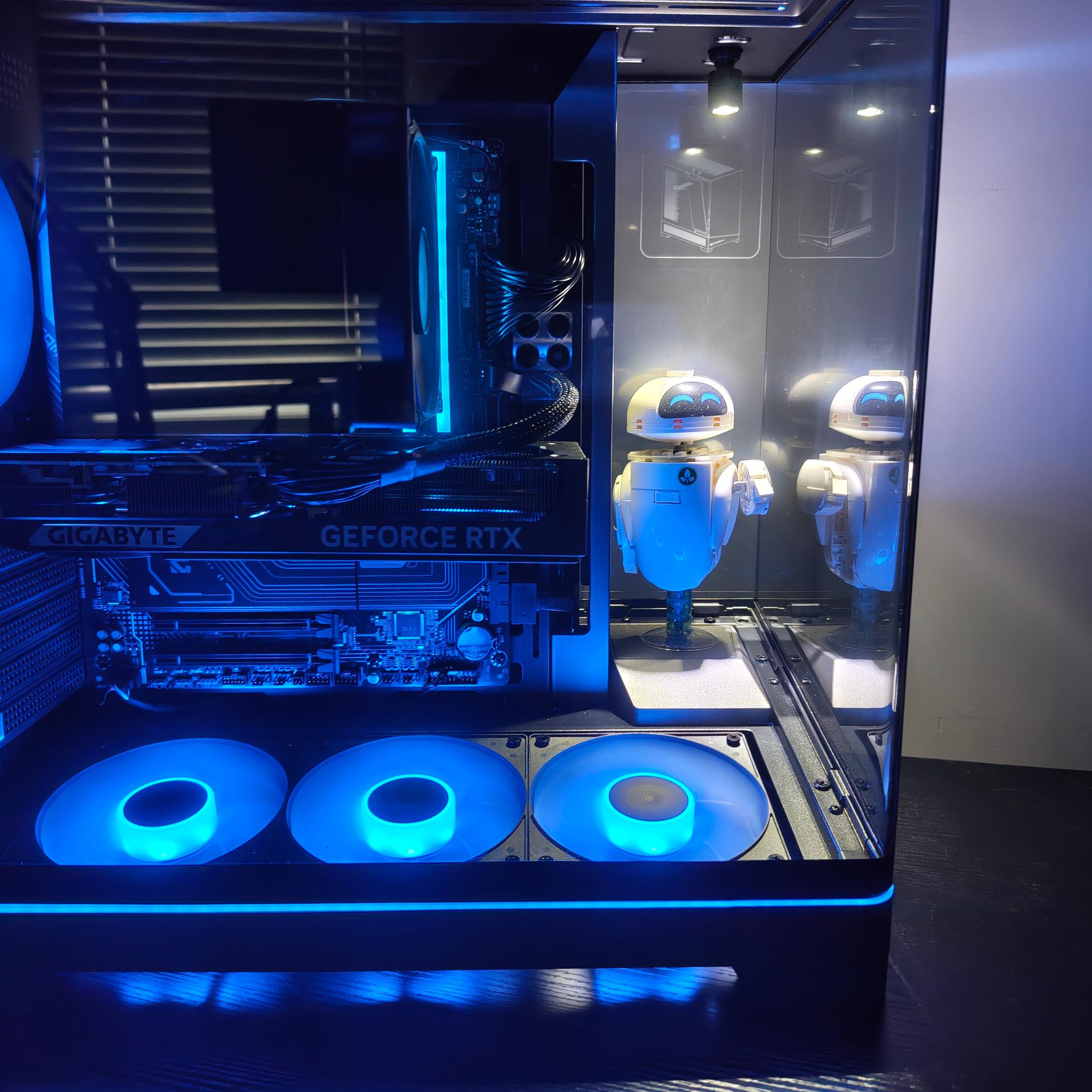 THE STAGE, custom 4k high end RTX 5070 Gaming pc with 32 gb of ddr5 ram!