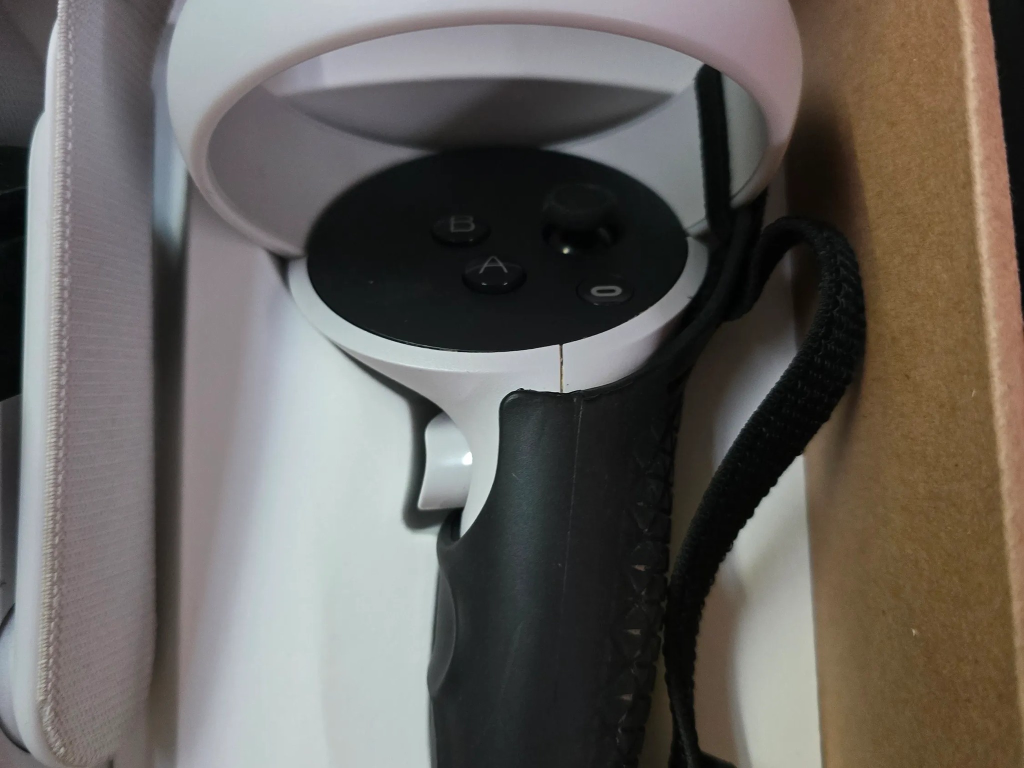 Oculus Quest 2 64GB Fairly Used Minimal Issues