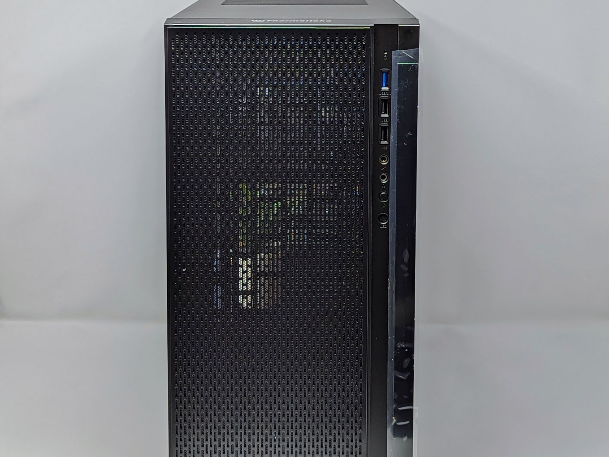 Stealth AM4 | No RGB | RX 6600 | Ryzen 5 3600 | 16gb RAM | MSI M461 1TB Gen 4 NVMe SSD