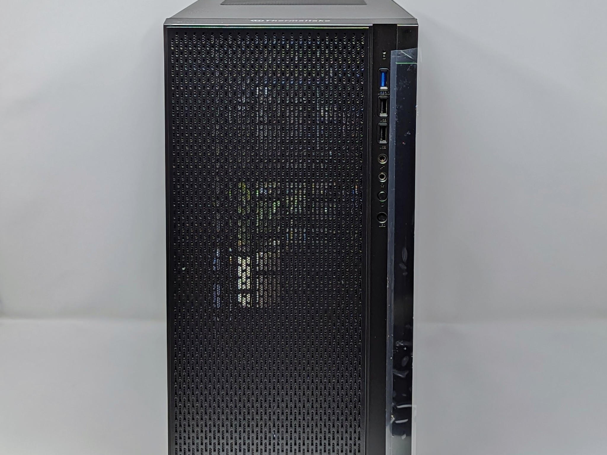 Stealth AM4 | No RGB | RX 6600 | Ryzen 5 3600 | 16gb RAM | MSI M461 1TB Gen 4 NVMe SSD