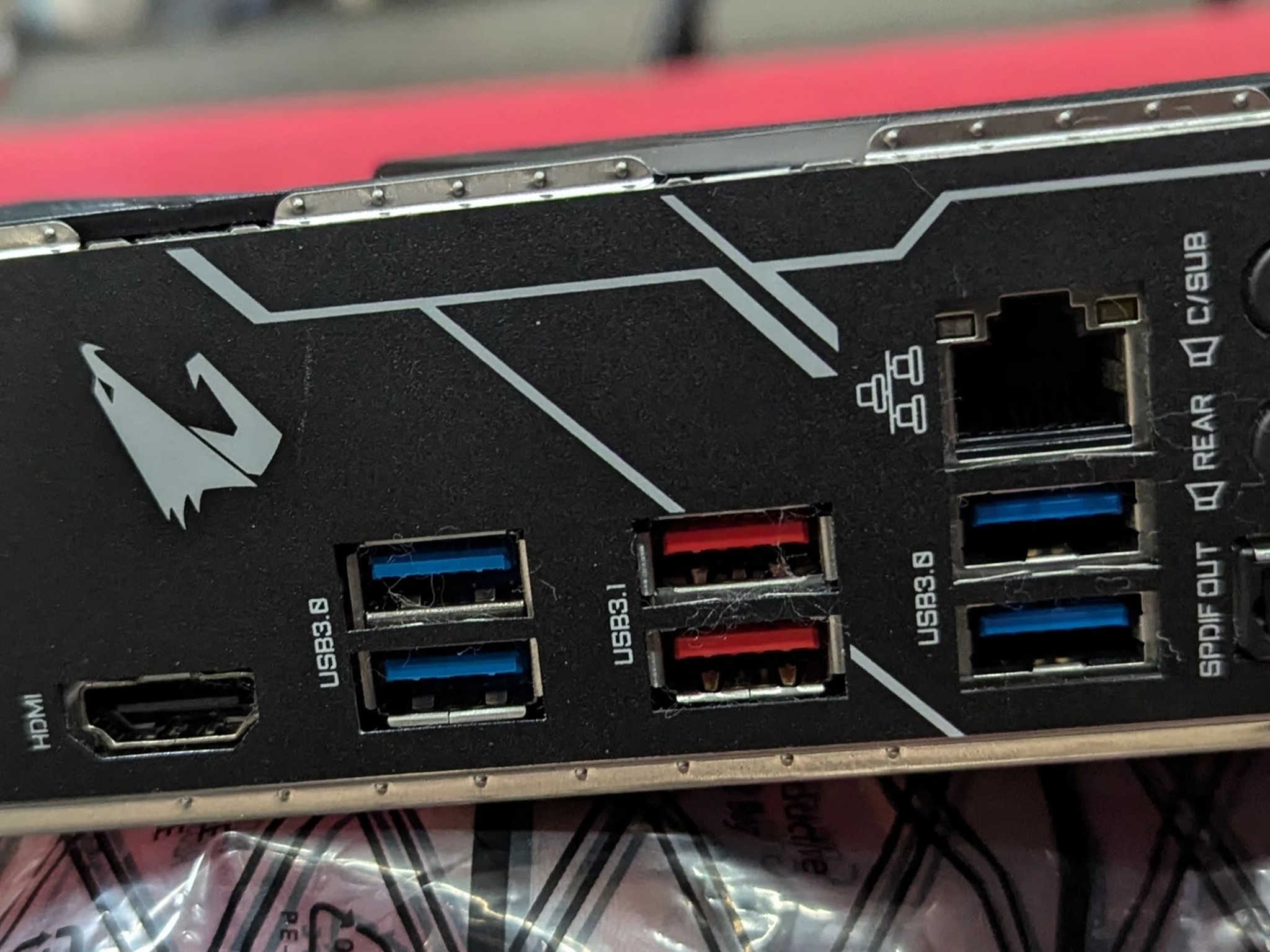 Used- Great Condition - Gigabyte Z390 Aorus Elite
