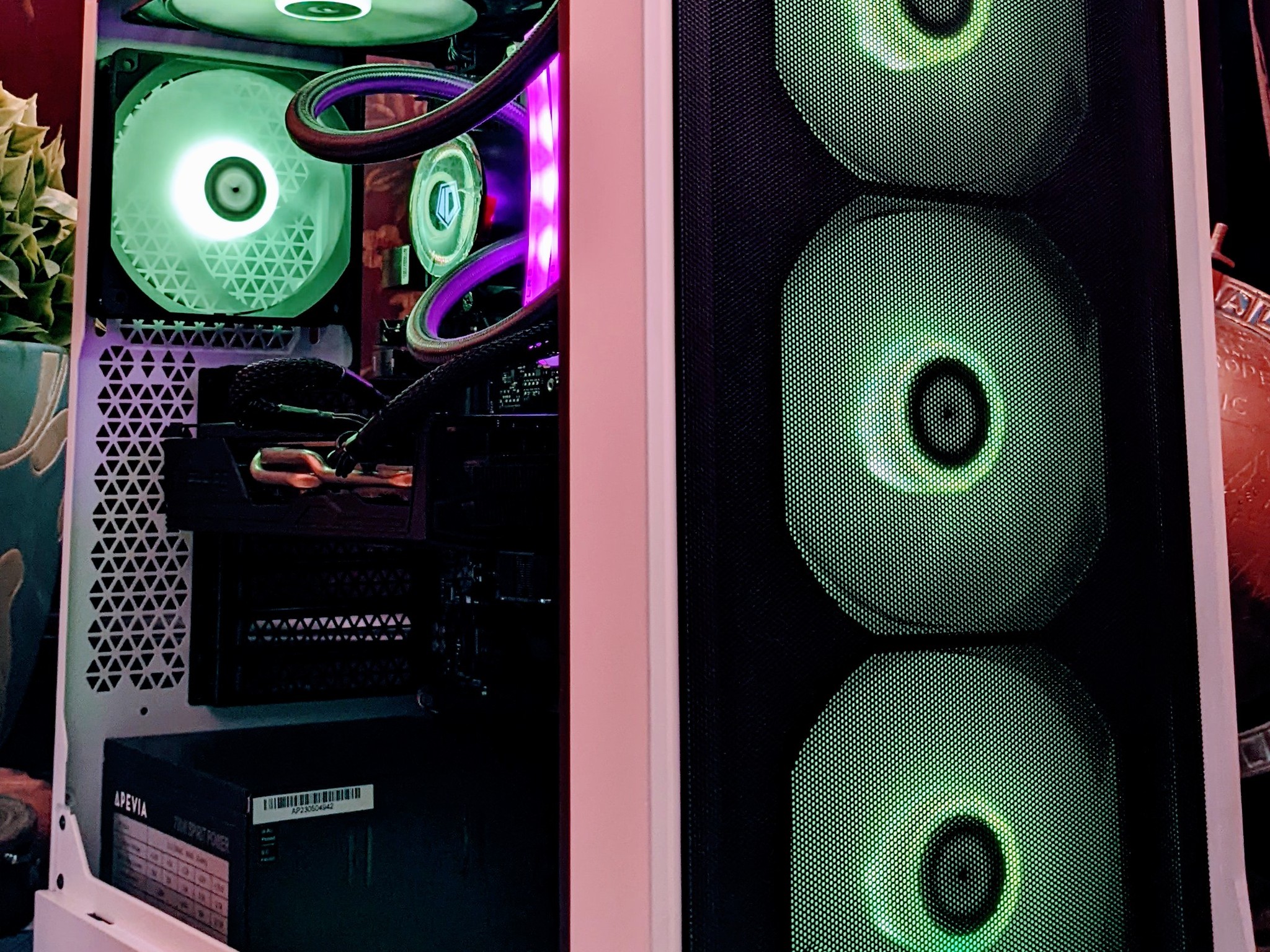伝説の暗殺者 🔥|Intel 10th Gen| RX5700XT 8GB| 16GB DDR4 RAM| 1TB NVMe M.2 SSD| Windows 11 Home