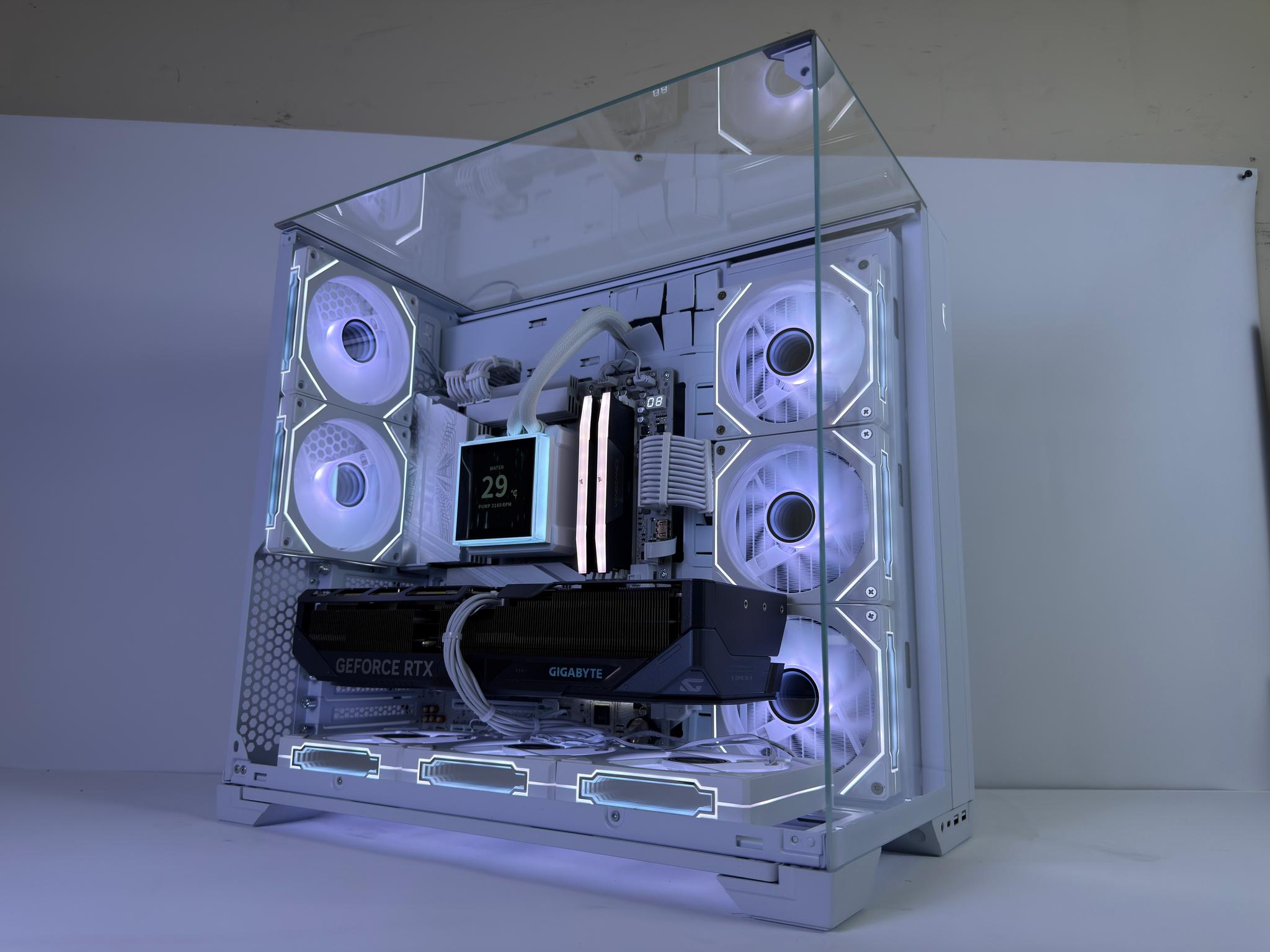 🧊 Custom Gaming PC | | RTX 5080, Ryzen 7 9800X3D, 32GB DDR5 RAM, 2TB Samsung 9100 PRO, WiFi 7 🧊
