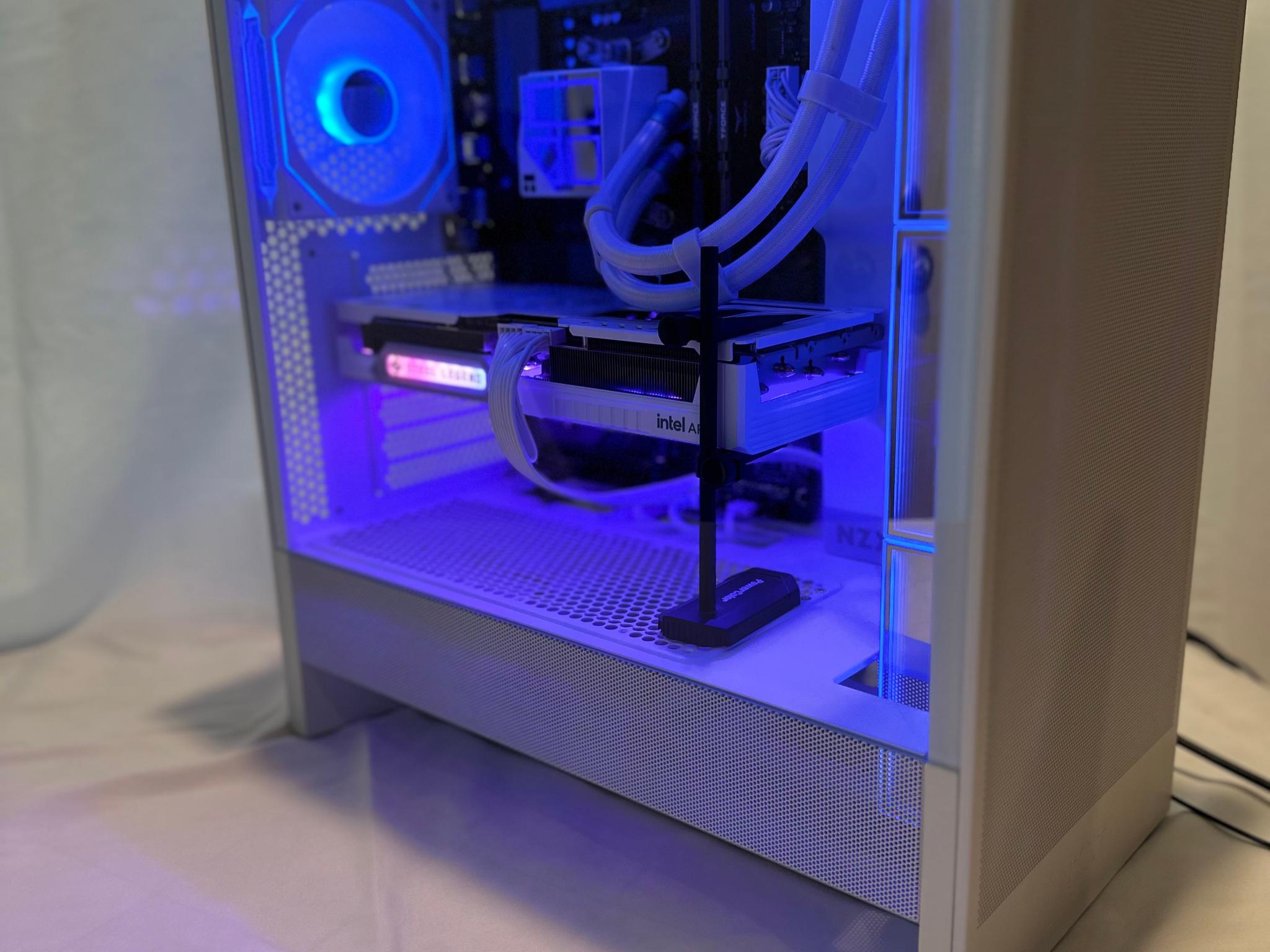 R7 5700X3D / ASRock Steel Legend OC Edition (Intel) ARC B580 12GB - Mid Tower Gaming PC