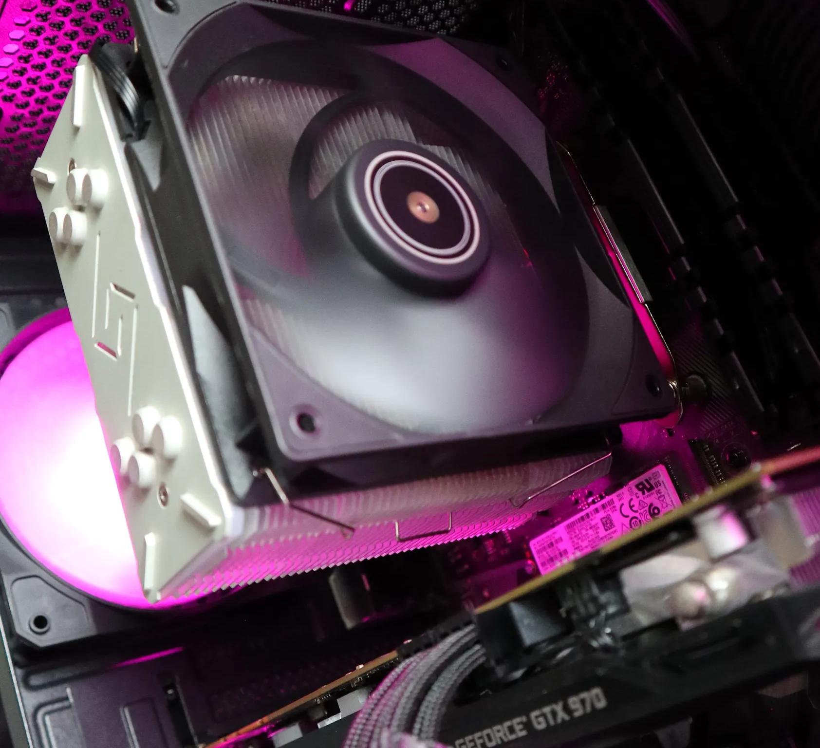 Castle | Ryzen 7 1700X/GTX 970