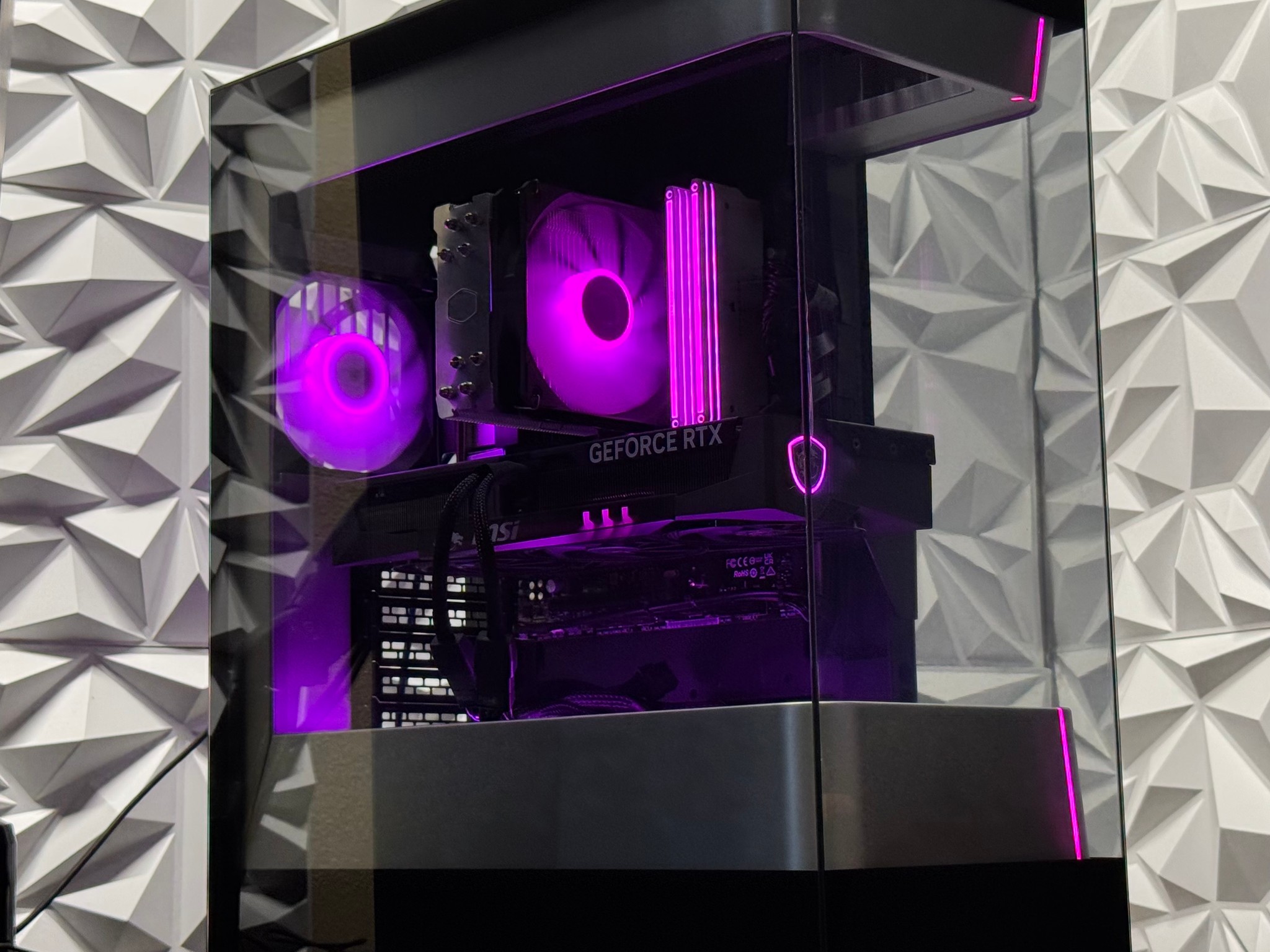 1080P/1440P Gaming Pc / RTX 5070 / Ryzen 7 / 32GB DDR5 Ram / 1TB SSD / full glass case