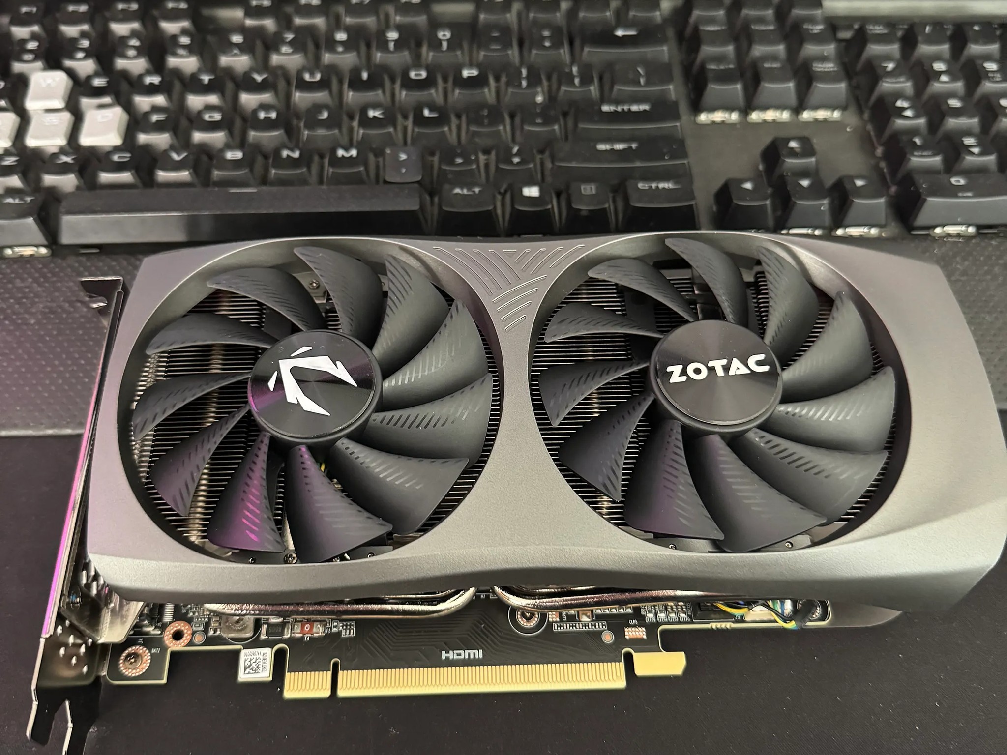 ZOTAC Gaming GeForce RTX 4070 Twin Edge OC DLSS 3 12GB GDDR6