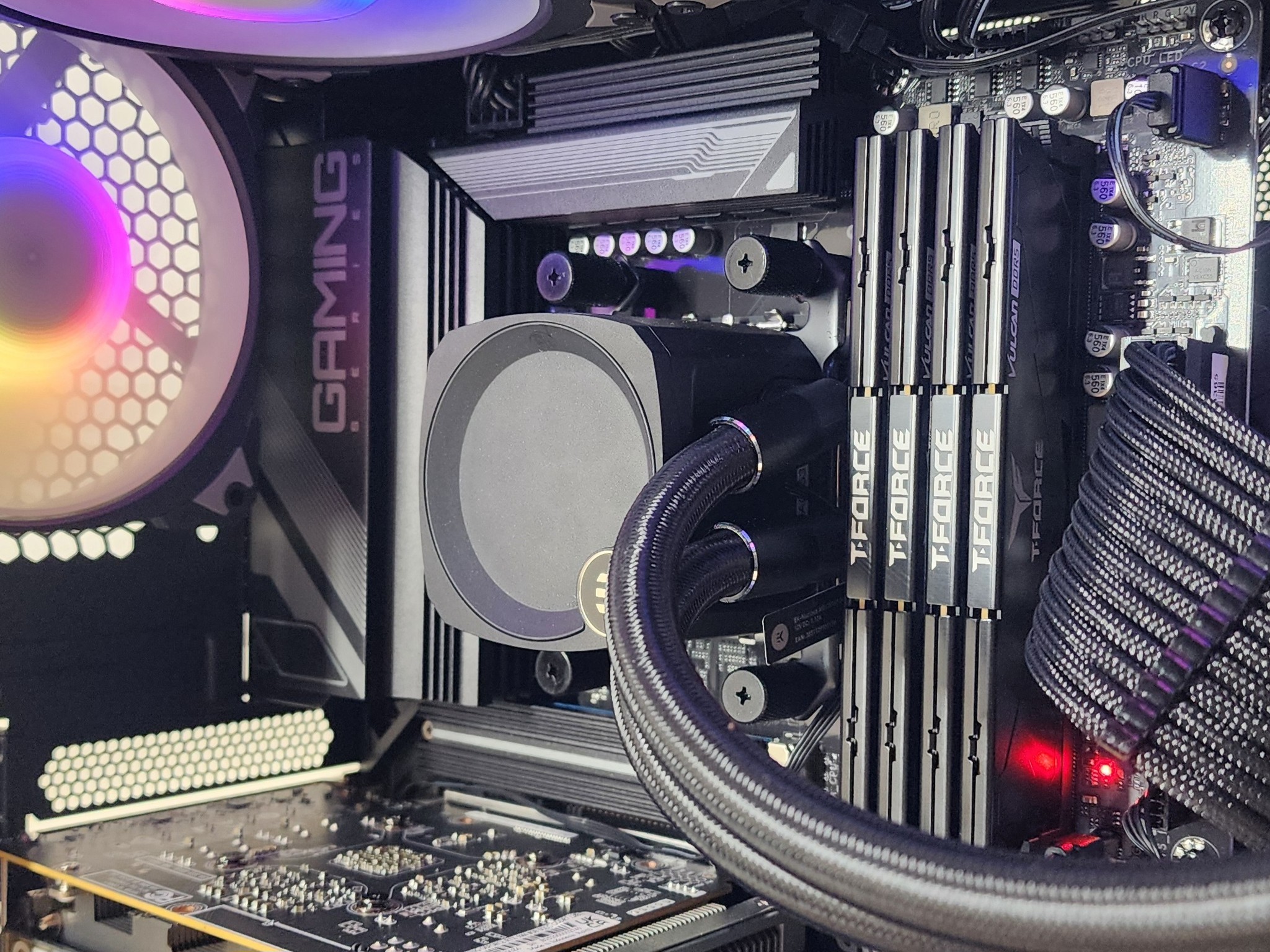 Gaming PC Ryzen 5 9600X 32GB RAM 1TB SSD RTX 5060  8GB Windows 11 Computer
