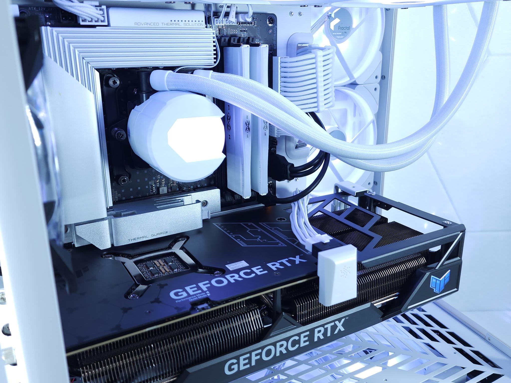 🤍RTX 4090●Core i9 14900KF●1440p/4K Gaming Computer