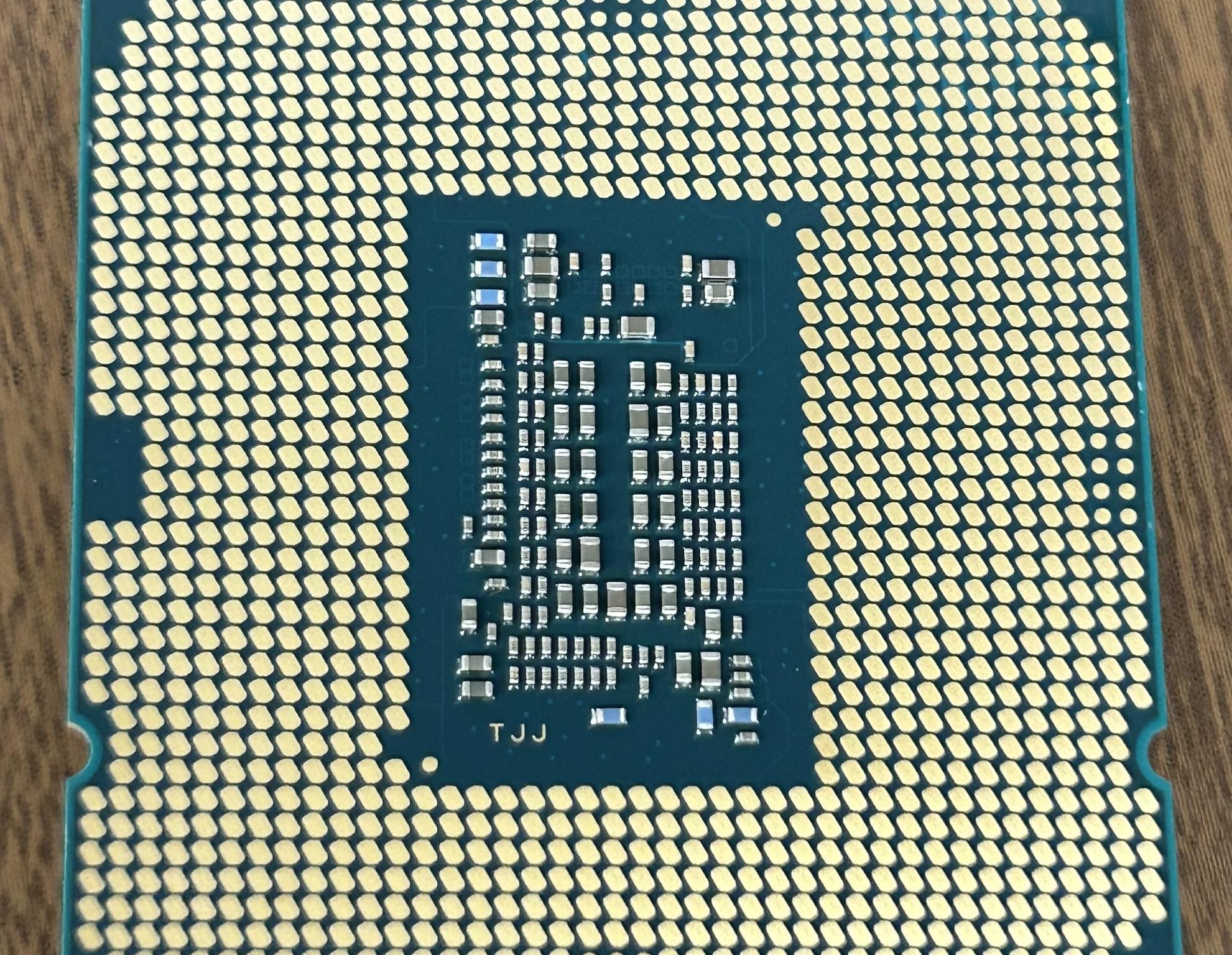 Intel 10th Gen Core i5-10600 3.3GHz (6-Core) SRH37 CPU Processor
