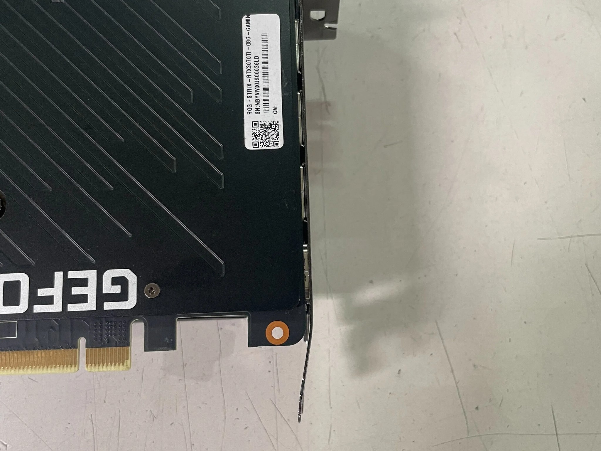 ASUS STRIX 3070 TI (NO DISPLAY - FANS SPIN)