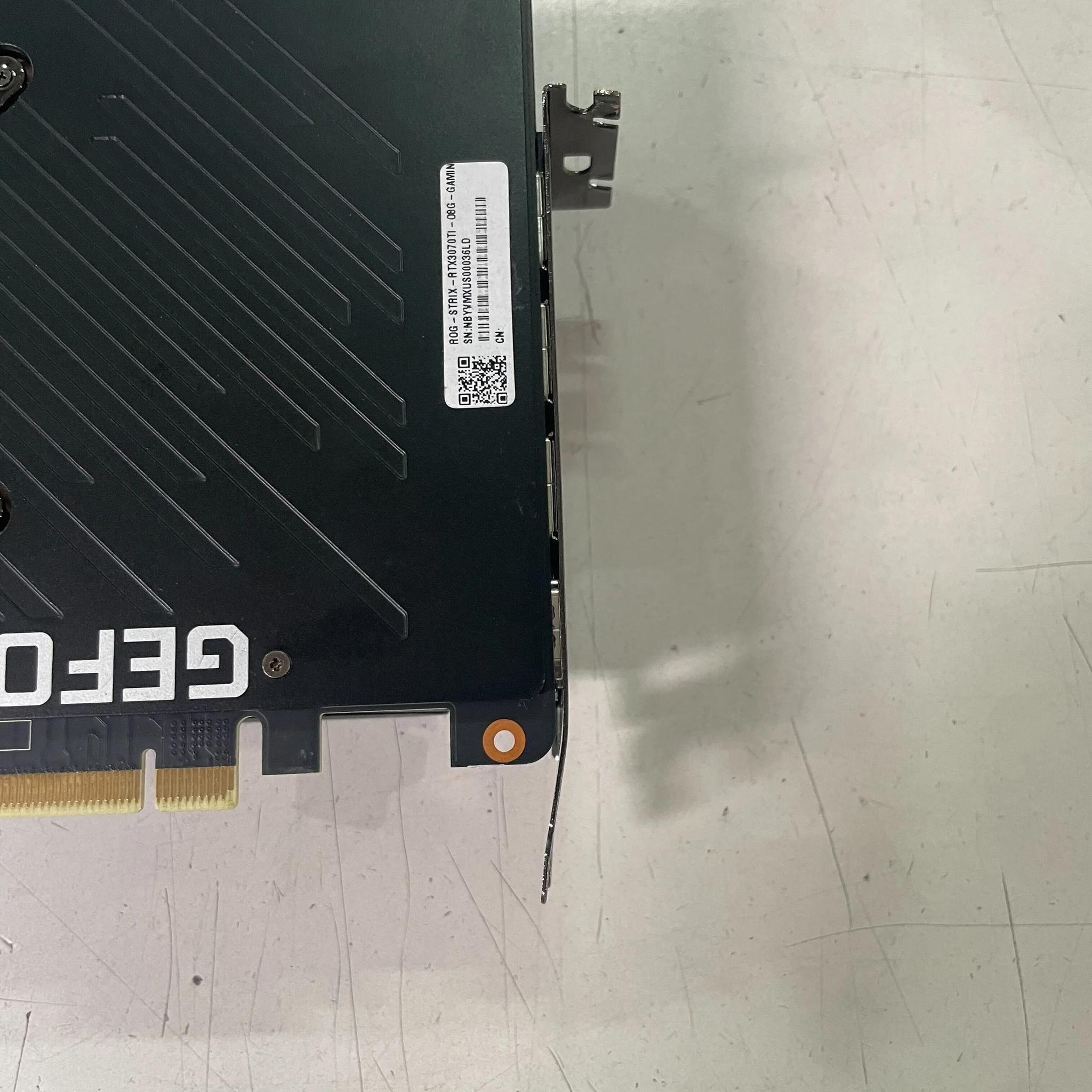 ASUS STRIX 3070 TI (NO DISPLAY - FANS SPIN)