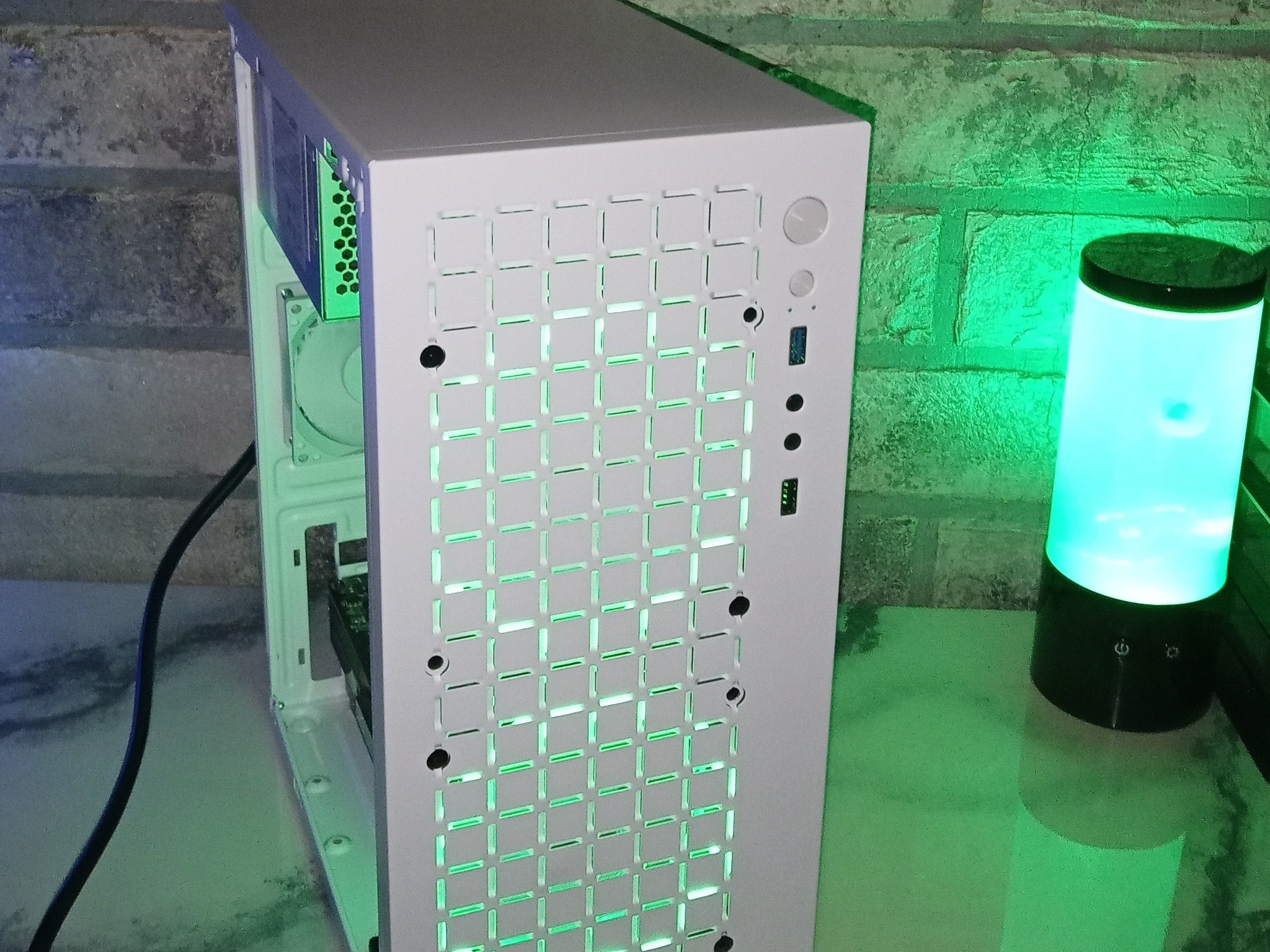Budget Gaming PC i5 3550/16GB Ram/GTX 1050TI/128GB SSD/1TB Hard Drive/Windows 11