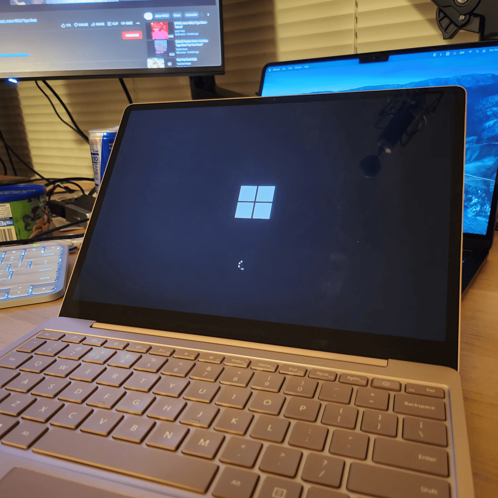 Surface Laptop Go 8GB