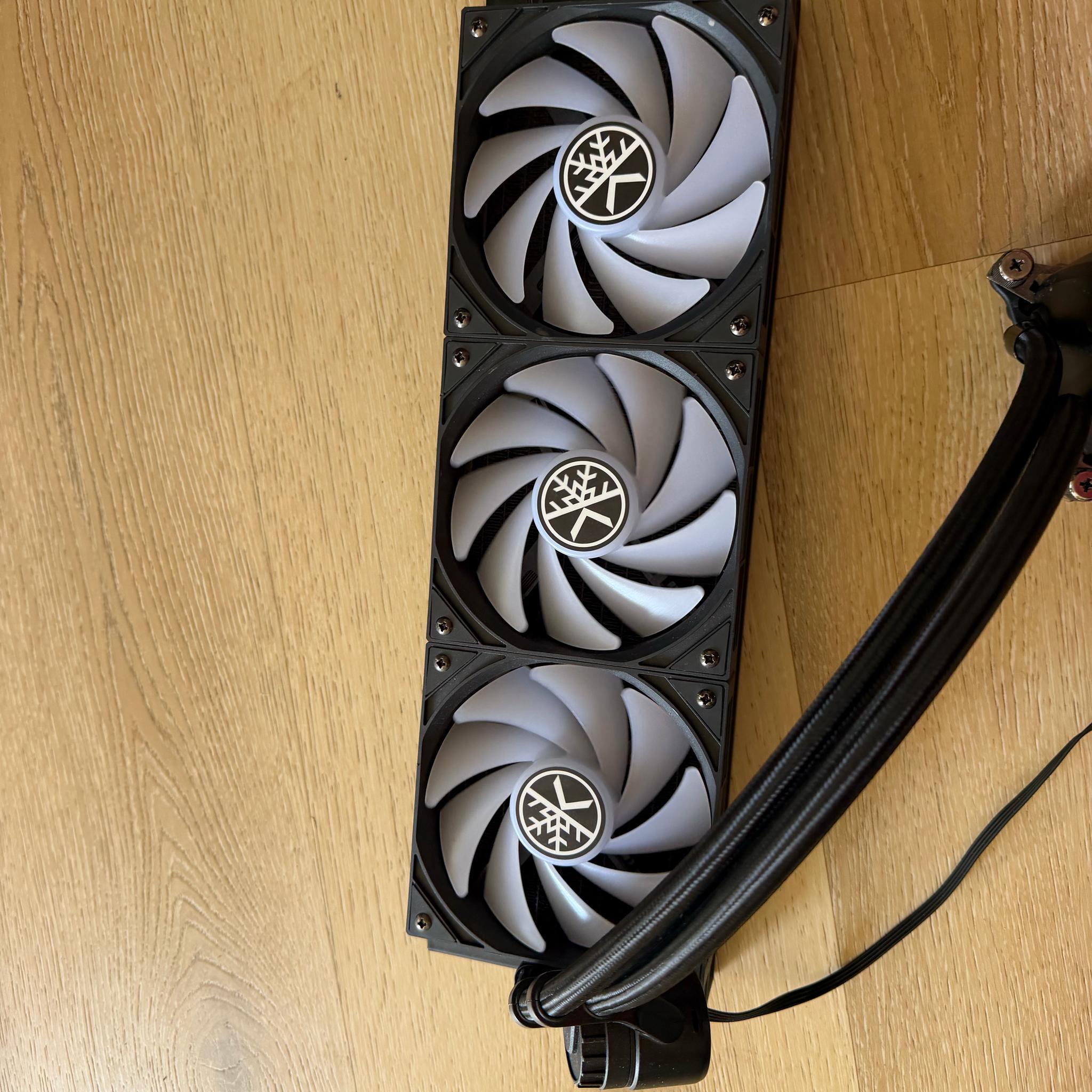 KINGCOOL ORBITTO 360mm 6.67 Curved Panel LIQUID COOLER ARGB BLACK