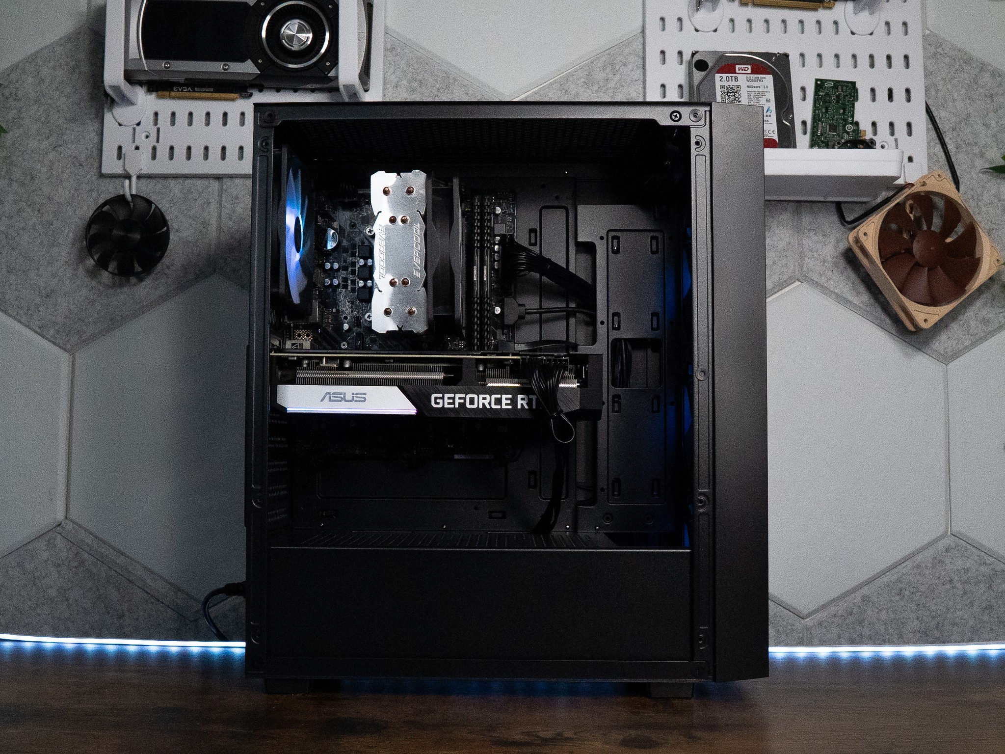 🐝🐝 | ASUS RTX 3070 8GB OC Edition | INTEL i5-12400 | 16GB DDR4 RAM | 2TB SSD | Y2K Destiny SILVER