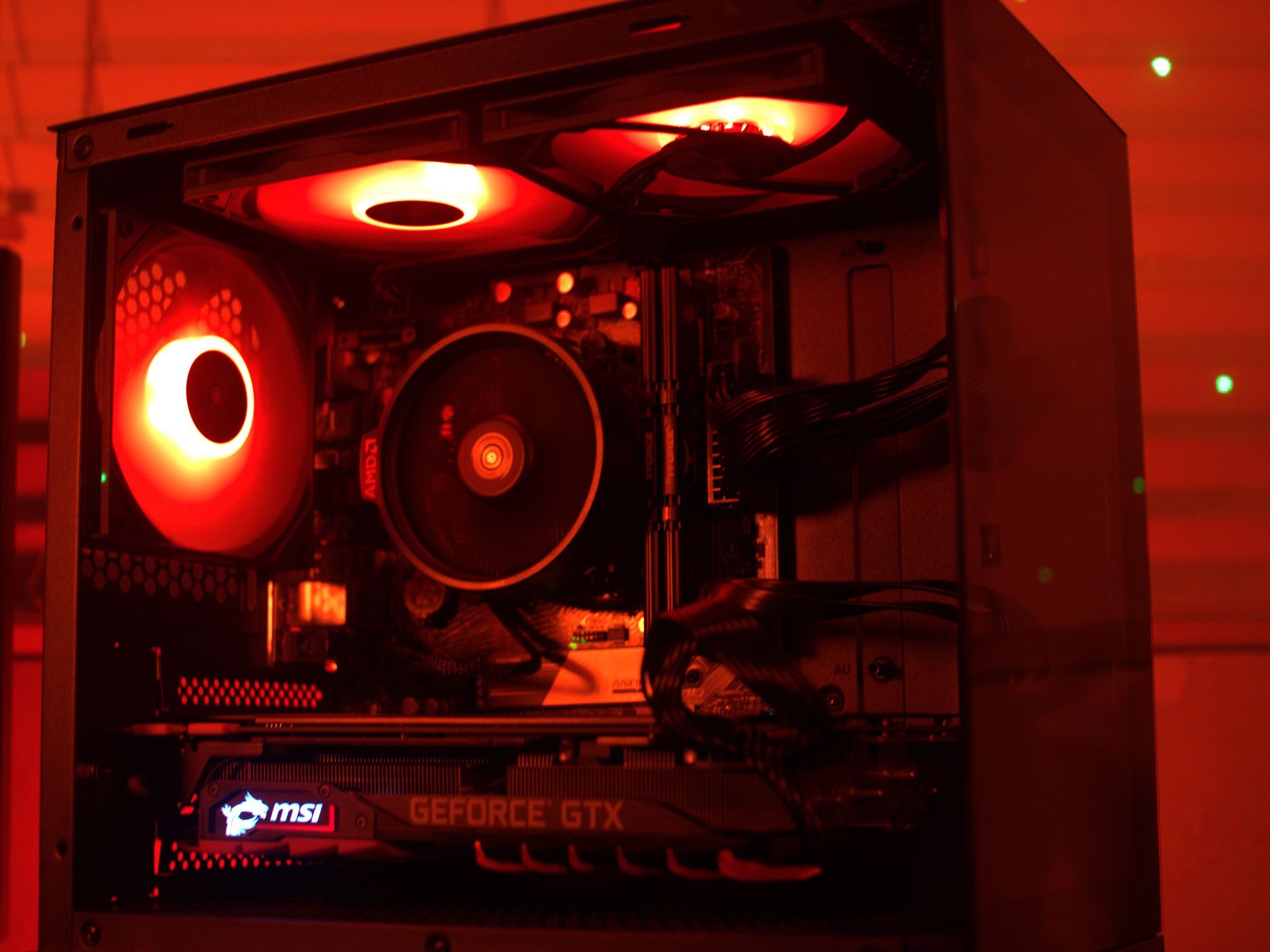 Ryzen 5 3600 & MSI 1080 Ti Custom Gaming PC - Red Samurai 🥷🏻🔴