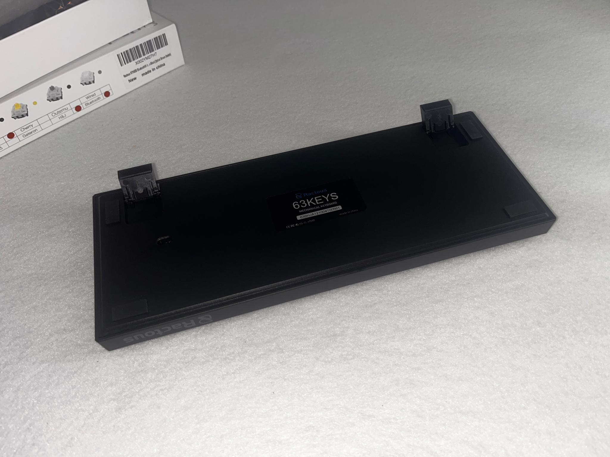 Ractous Design RGB Keyboard  Hot Swappable.  H&J Optical Brown Switches. Bluetooth/Wired.
