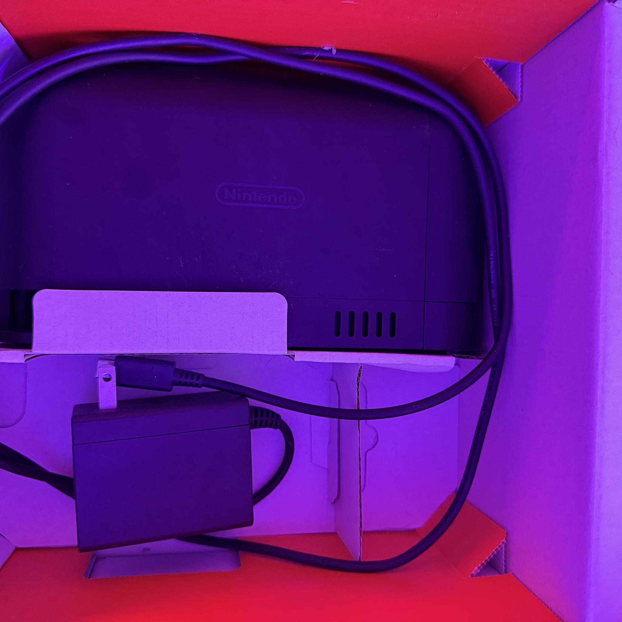 Hardly Used Nintendo Switch 2 <30 hours played