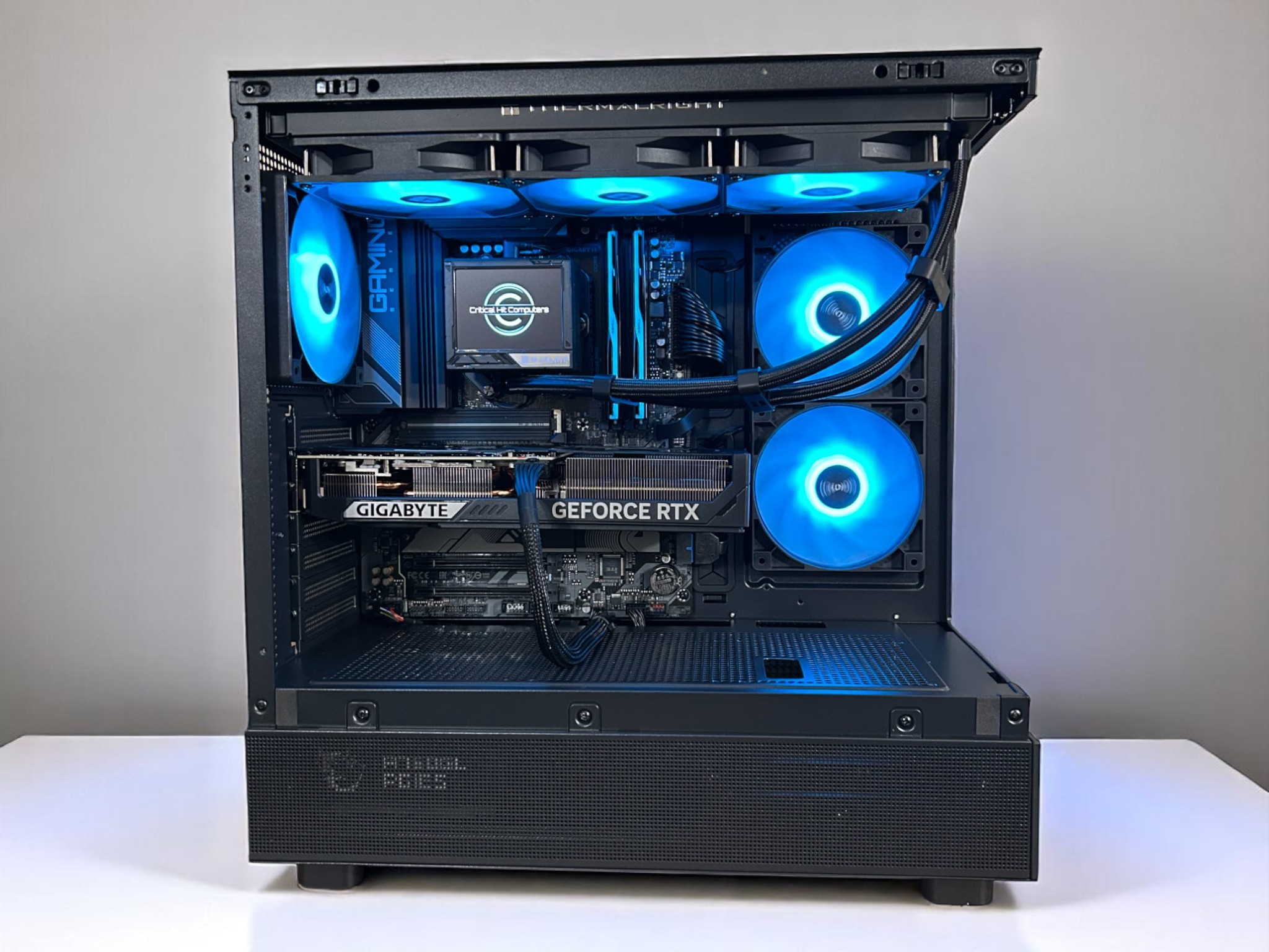 *WEEKEND SALE* RTX 5070 12GB | Ryzen 7 7700X | 32GB DDR5 6000MT/s | 2TB NVMe | The Wingman RTX