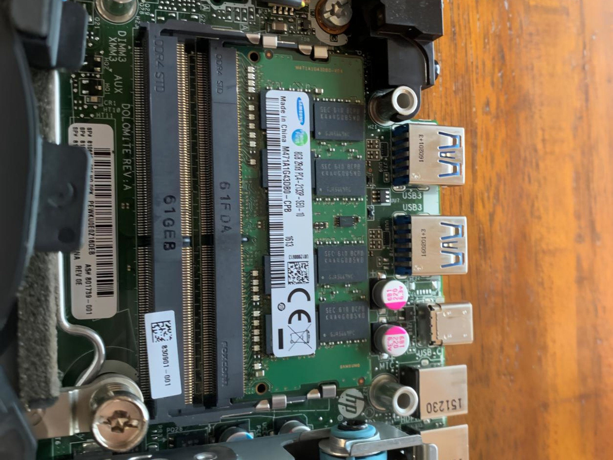 SFF HP EliteDesk 800G2 i7-6700T | Home/Office/Media server pc *Banana for scale*