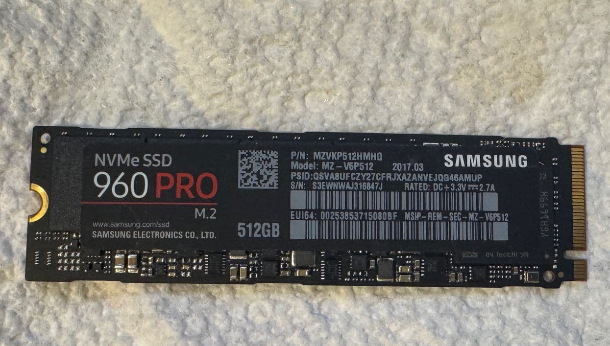 Samsung 960 Pro NVMe M.2 SSD 512 GB Storage