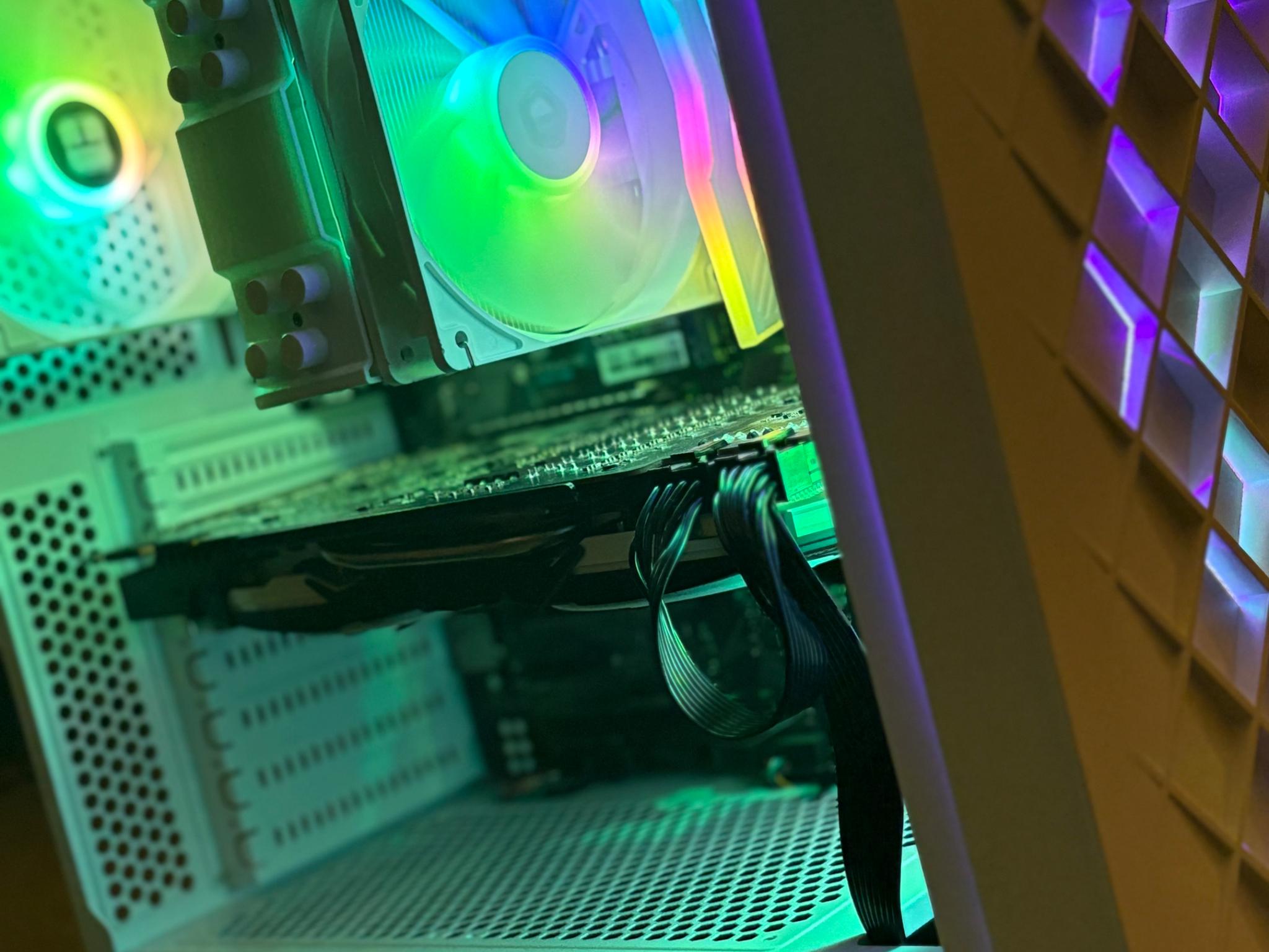 [White Class] Am4 Gaming Pc (Ryzen 5 3600 , Msi Gtx 1080ti 11gb
