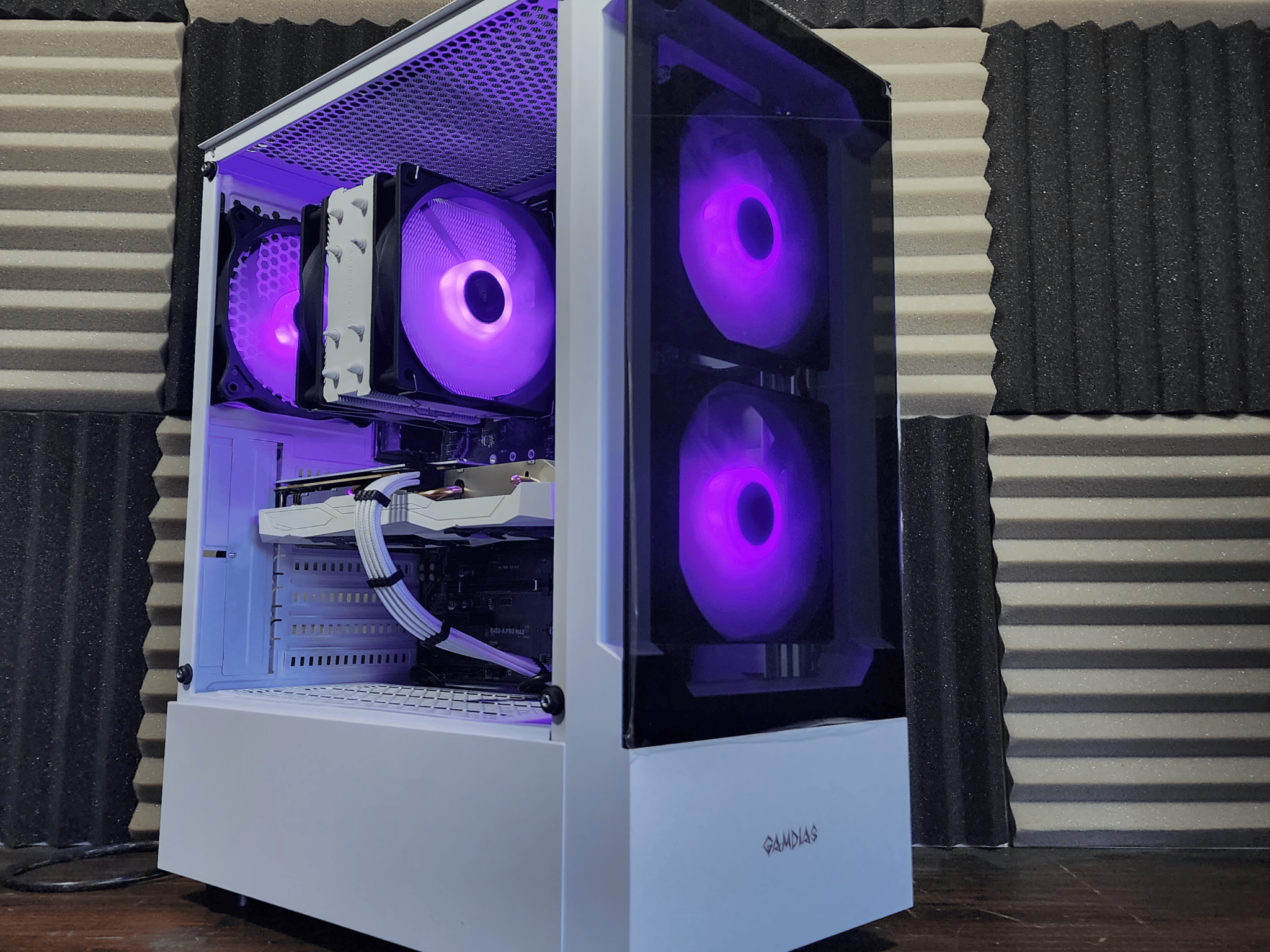 🤍💜🤍 AMD Ryzen 7 1700X // ASRock Challenger Radeon RX 6600 // Gloway 16GB 3200MHz 