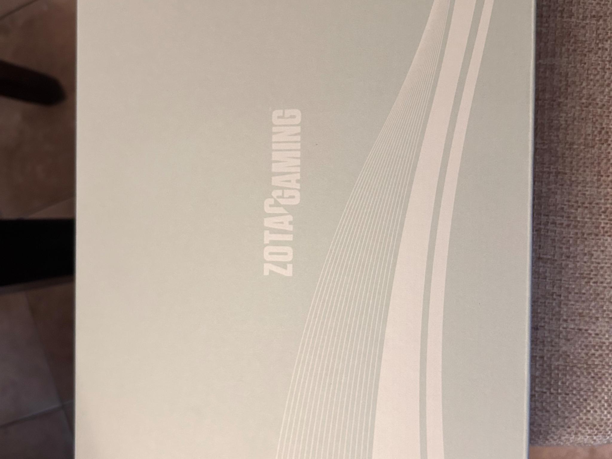 4070 Ti Super Zotac Trinity White, Lightly used